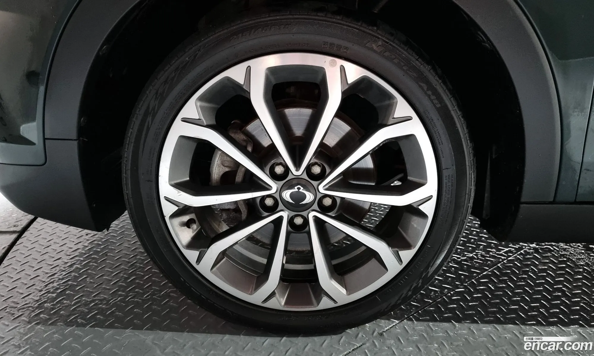 Ssangyong Tivoli Tivoli Gear Edition 2Wd 2018 - фотография 17505217