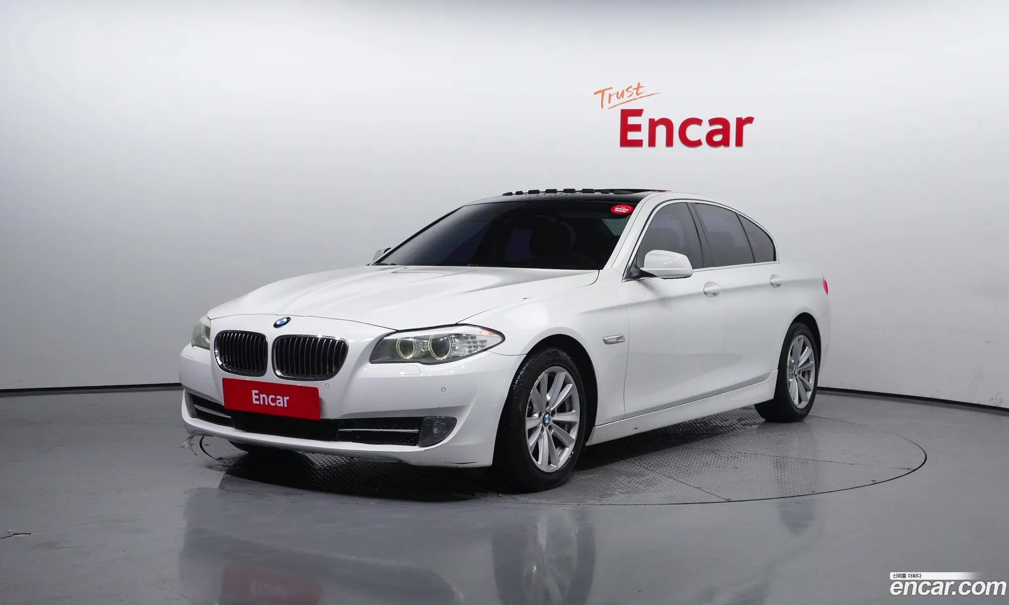 BMW 5Er Vi F10F11F07 520D 2011 - фотография 905599