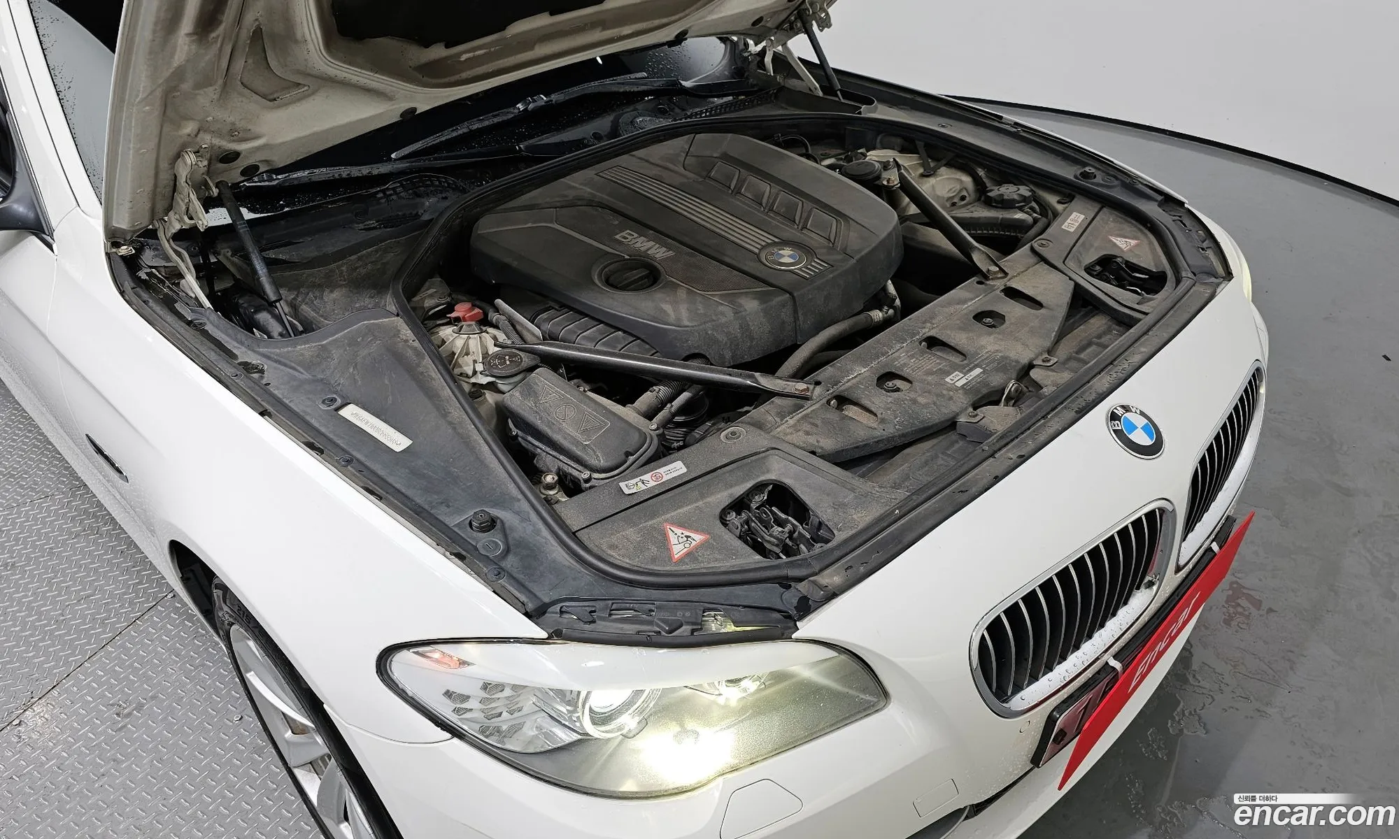 BMW 5Er Vi F10F11F07 520D 2011 - фотография 905604