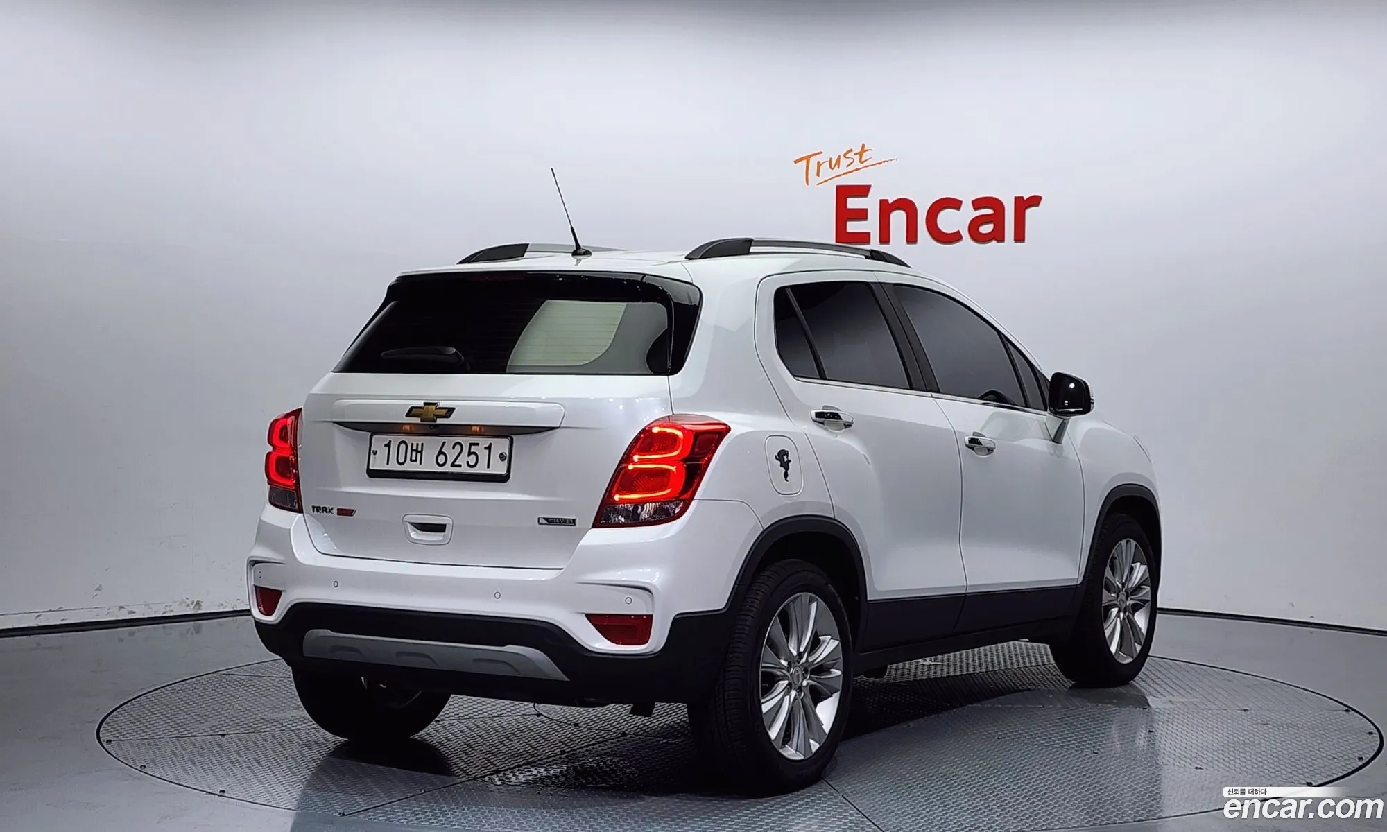 Chevrolet Trax I 14 Premier 2017 - фотография 7797828