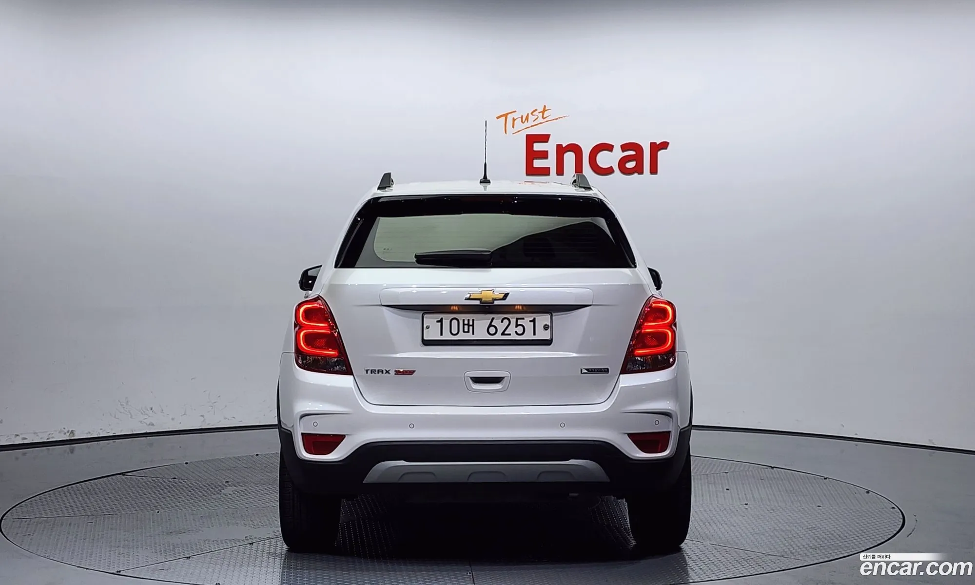 Chevrolet Trax I 14 Premier 2017 - фотография 7797830