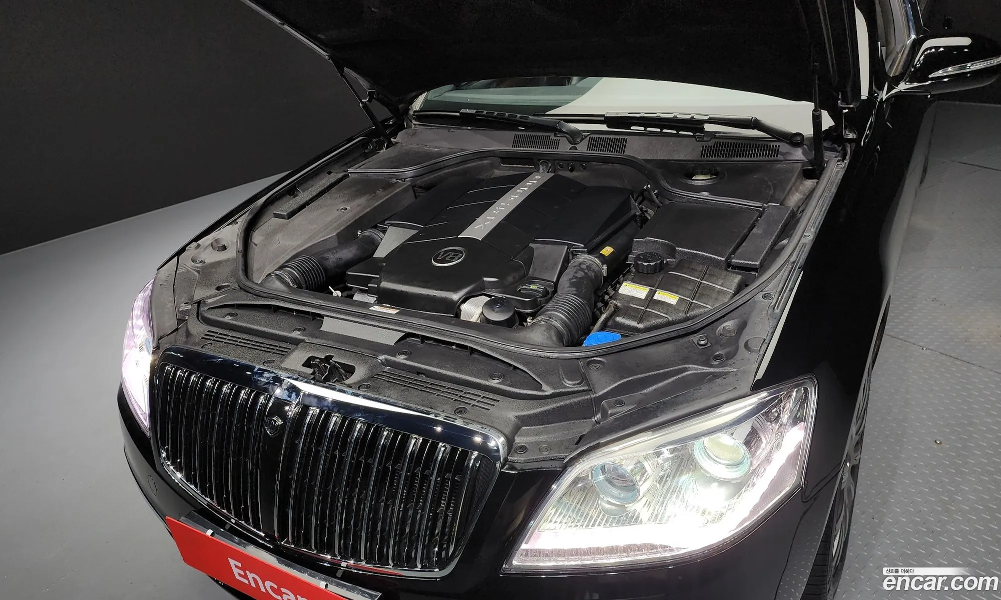 Kg Mobility Ssangyong New Chairman W V8 5000 Limousine - фотография 7873633