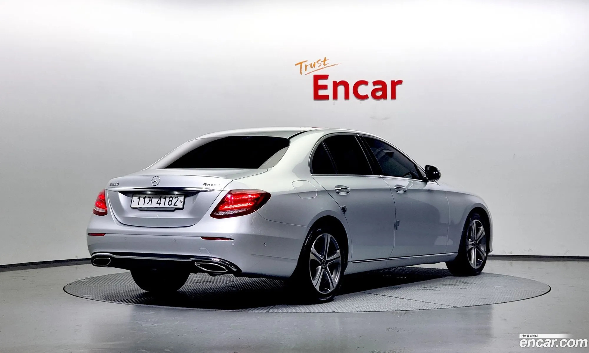Mercedes-Benz E-Klasse V W213 S213 C238 E300 4Matic Avant Garde 2018 - фотография 13811913