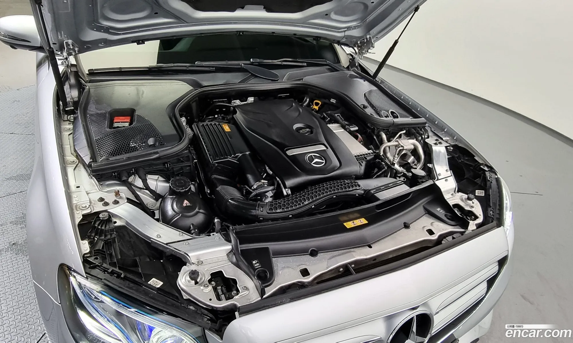 Mercedes-Benz E-Klasse V W213 S213 C238 E300 4Matic Avant Garde 2018 - фотография 13811917