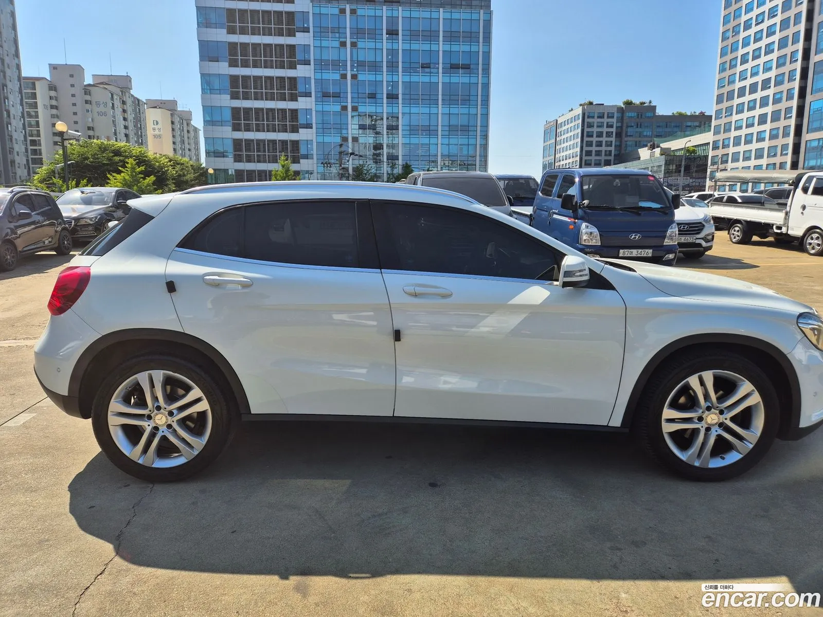 Mercedes-Benz Gla-Klasse Gla200D 2016 - фотография 13966991