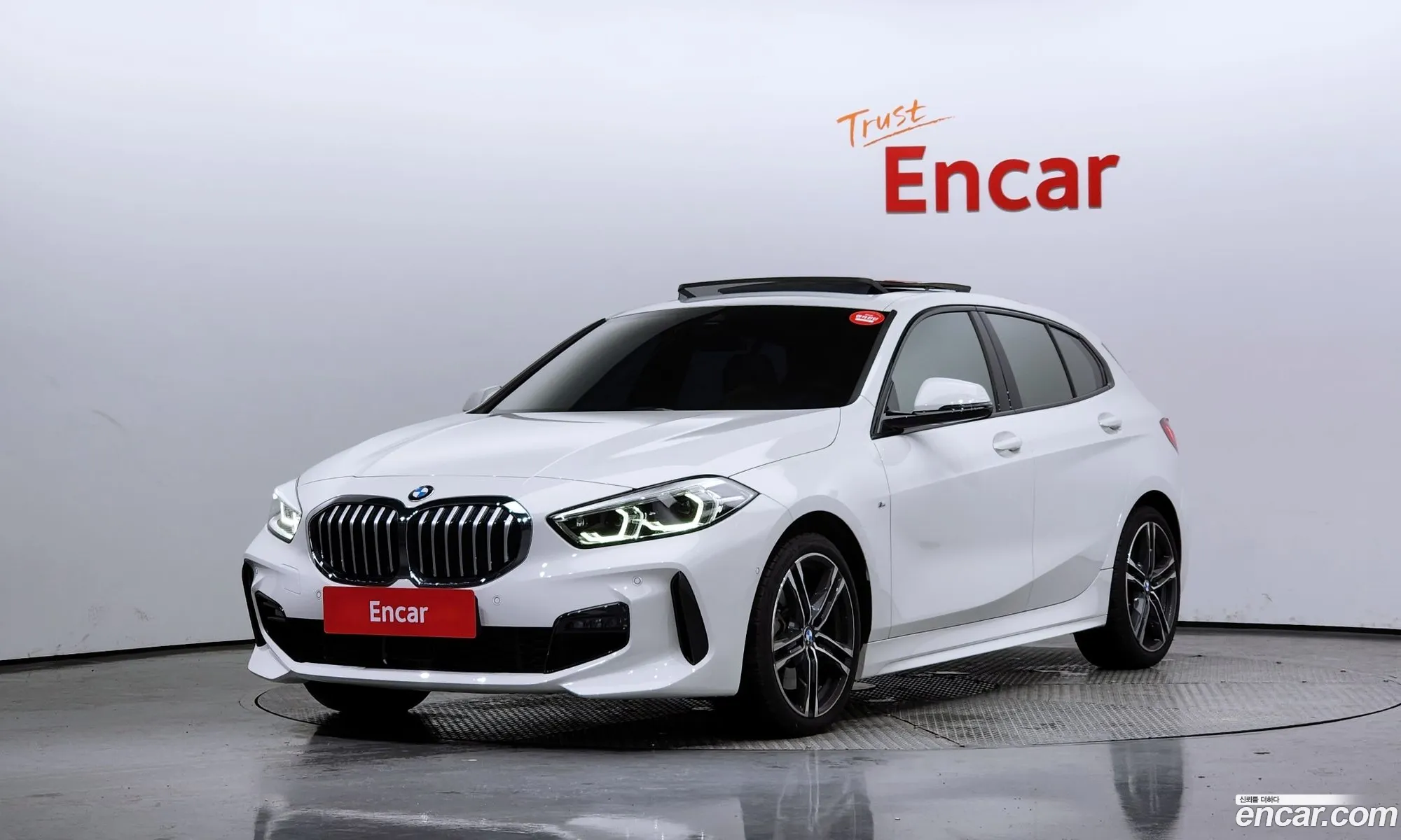 BMW 1Er 120I M Sports 2023 - фотография 965239