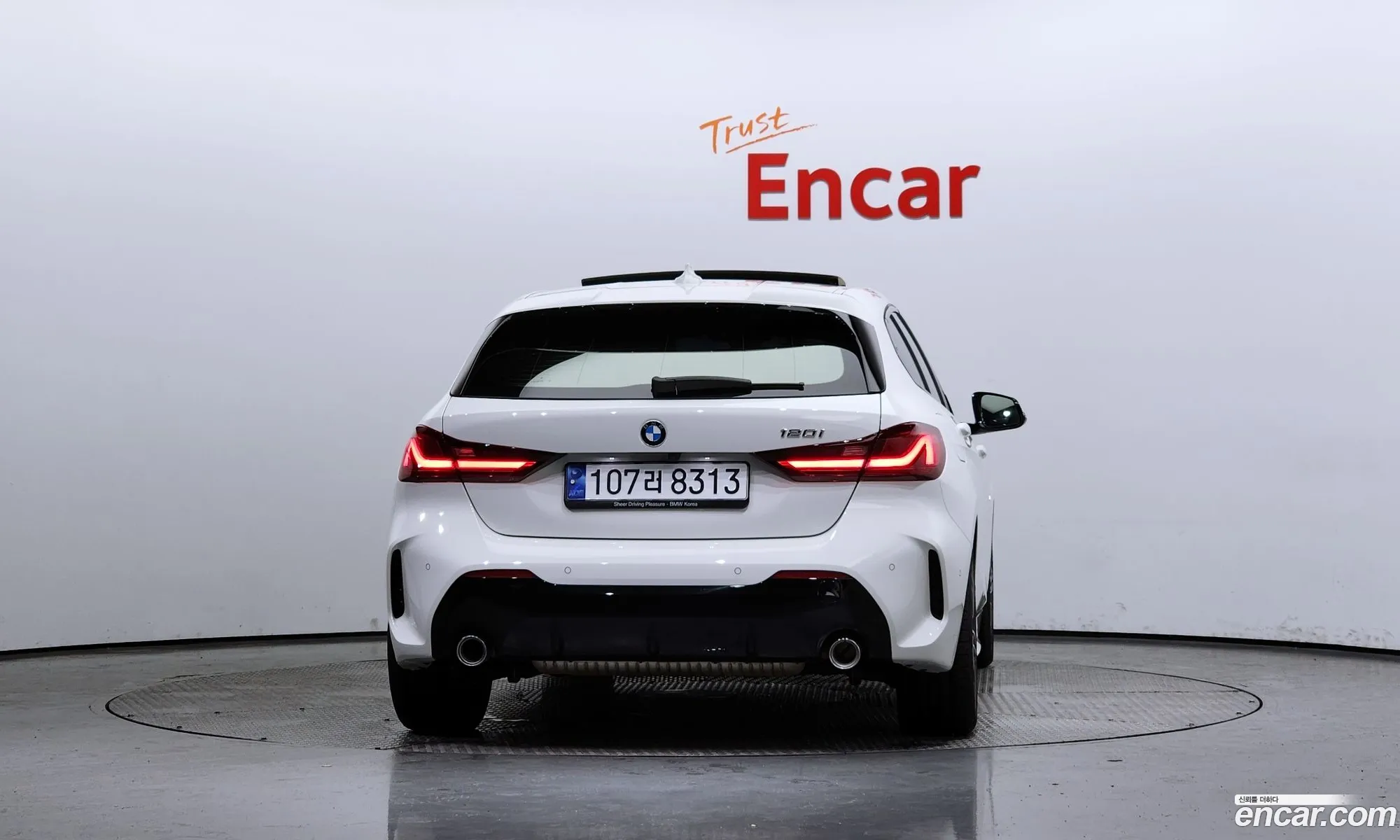 BMW 1Er 120I M Sports 2023 - фотография 965242
