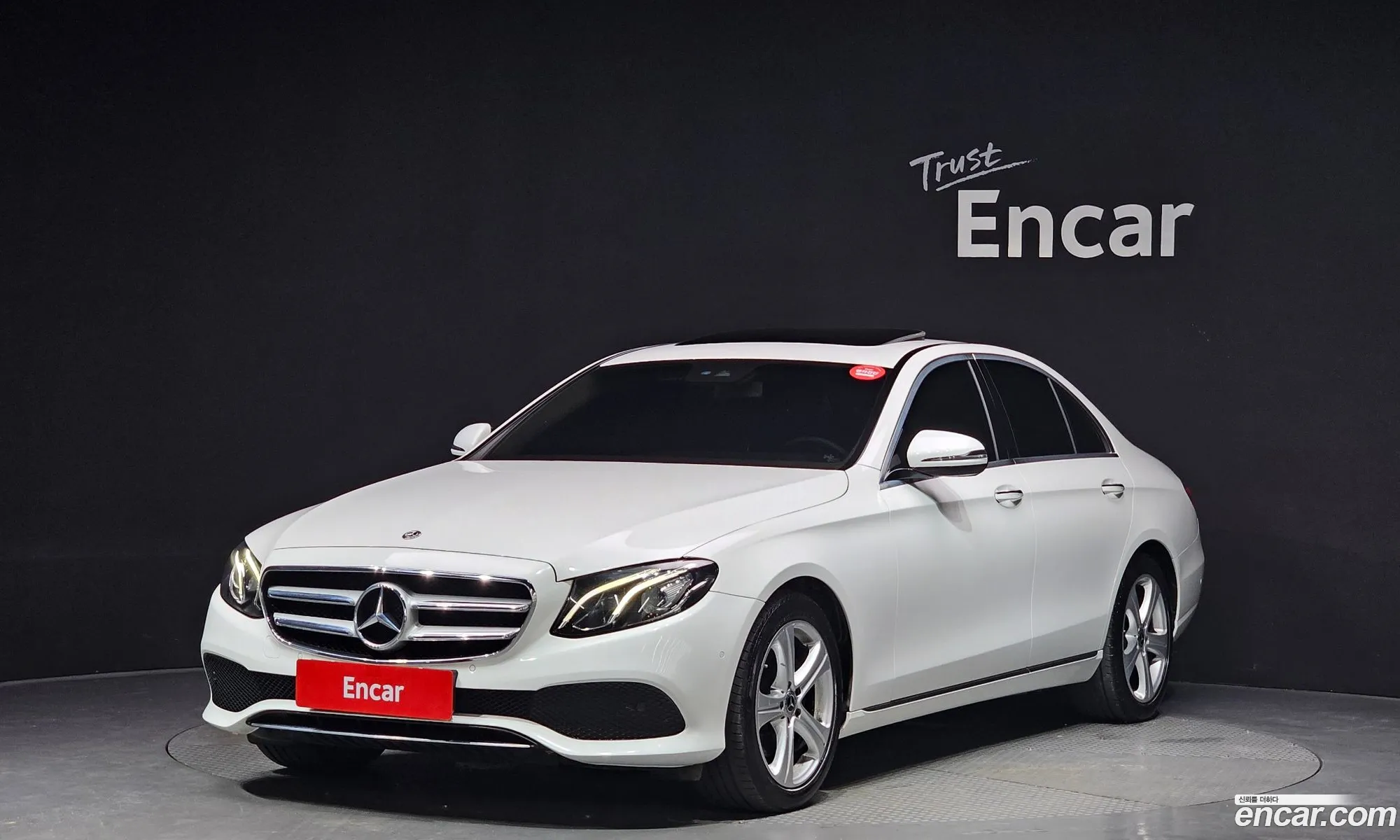 Mercedes-Benz E-Klasse V W213 S213 C238 E200 Avant Garde 2018 - фотография 18762424