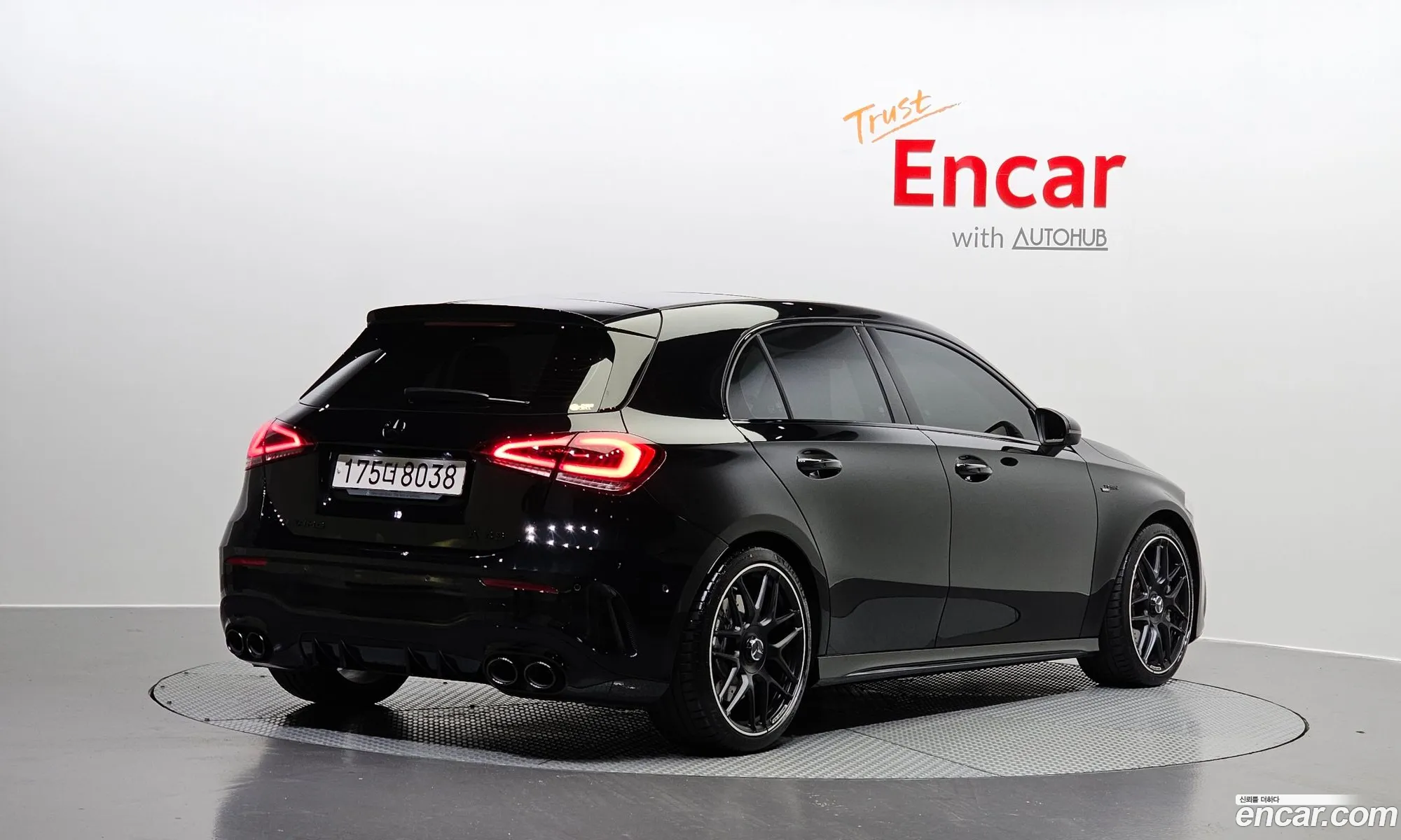 Mercedes-Benz A-Klasse Amg A45 4Matic Hatchback 2023 - фотография 18676428
