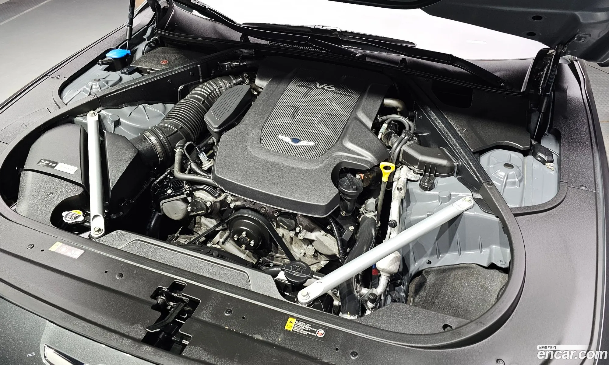 Genesis G90 I 38 Awd 2019 - фотография 120085