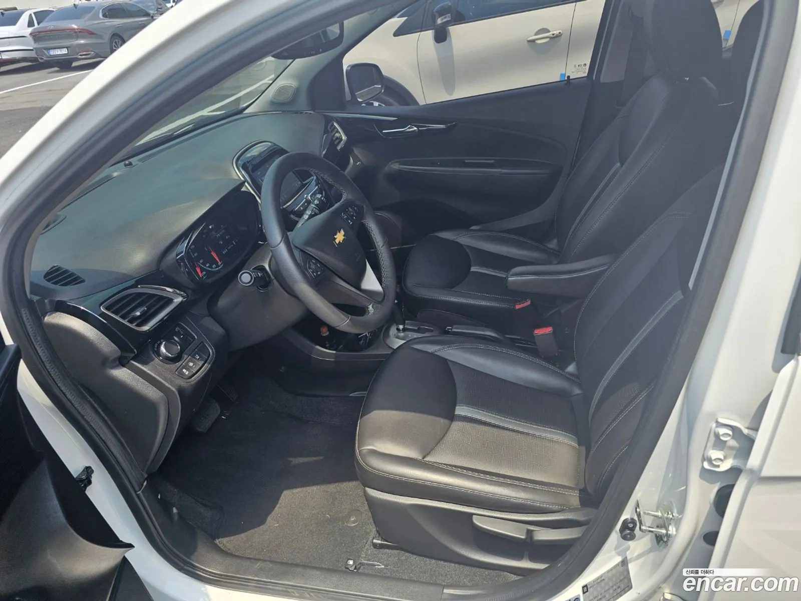 Chevrolet Spark Iii M300 Premier 2021 - фотография 8291945