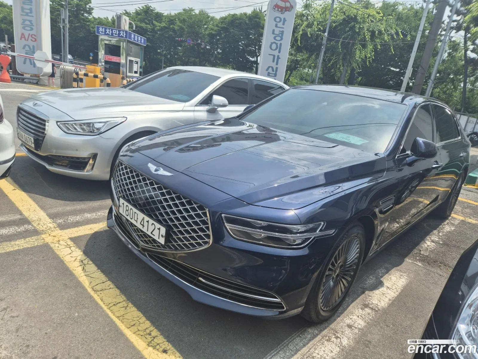 Genesis G90 I 38 Awd 2020 - фотография 119616