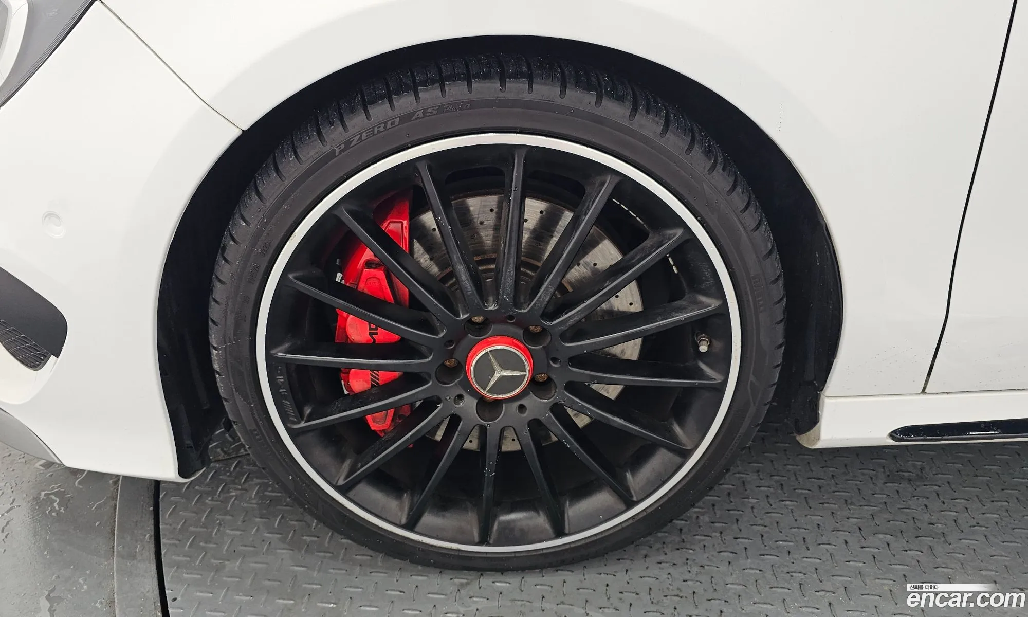 Mercedes-Benz Cla-Klasse I C117 X117 Cla45 Amg 4Matic 2016 - фотография 13966980