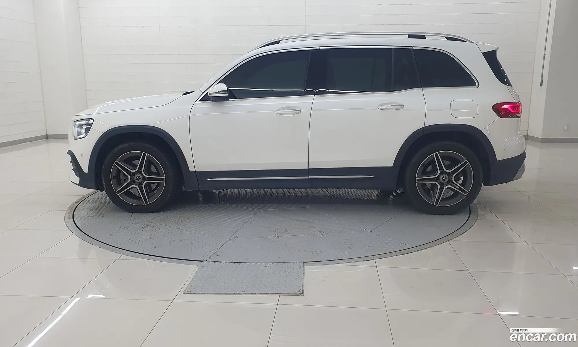 Mercedes-Benz Glb I X247 Glb250 4Matic 2022 - фотография 13979894