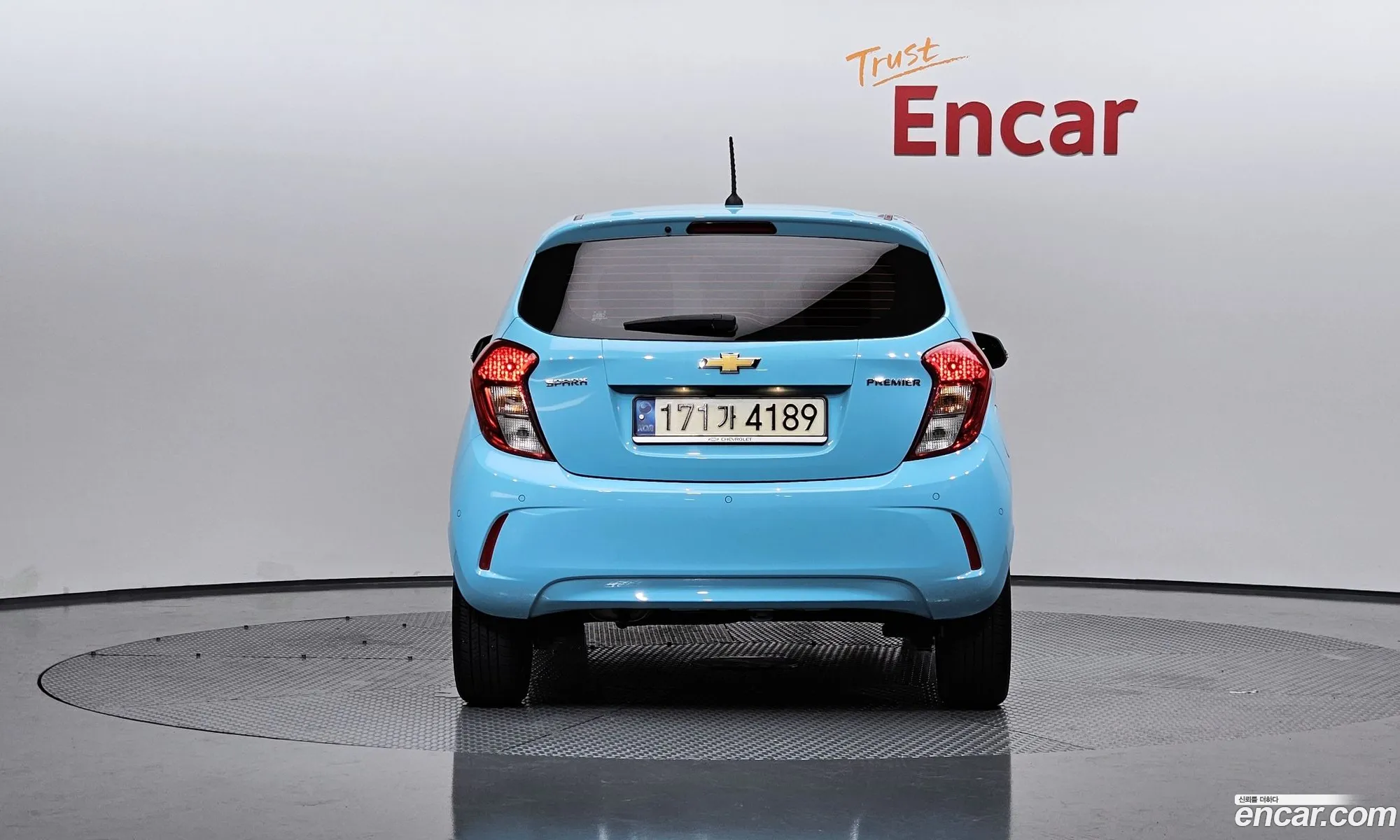 Chevrolet Spark Iii M300 Premier 2022 - фотография 7726541