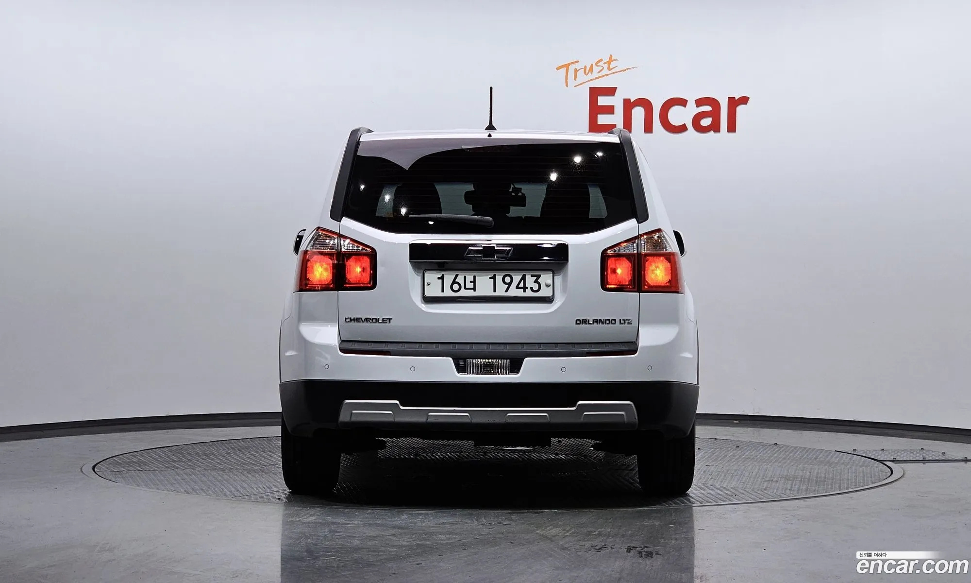 Chevrolet Orlando 20 Diesel Ltz 2013 - фотография 7579609