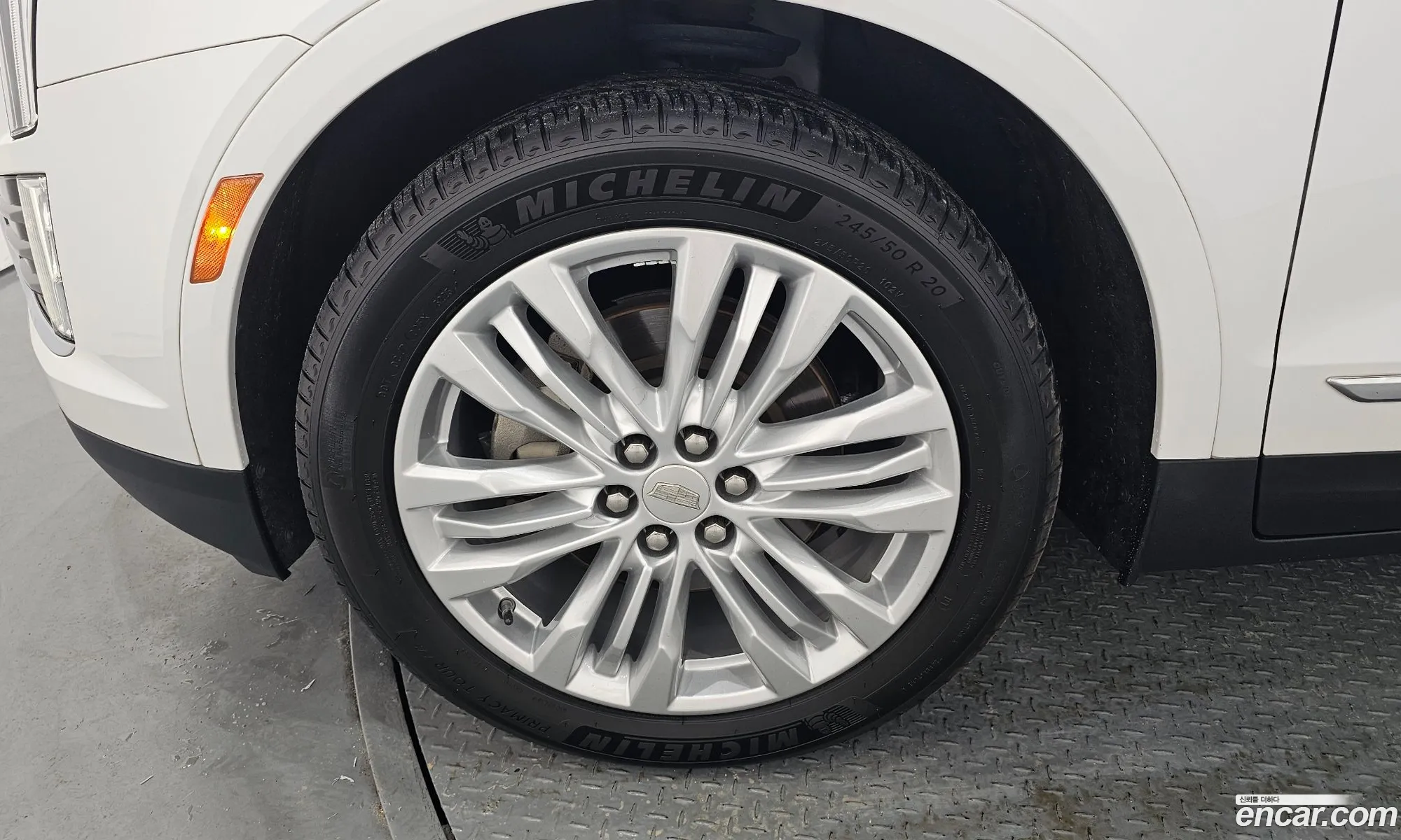Cadillac Xt5 I 36 Premium Plus Awd 2019 - фотография 4558260
