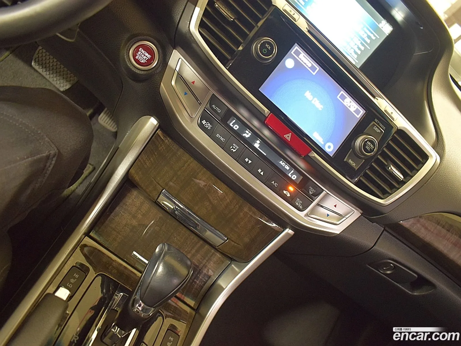 Honda Accord 24 2014 - фотография 12676219