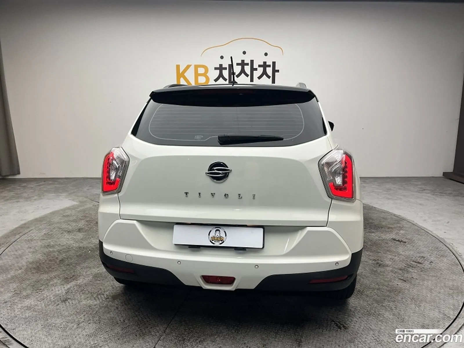 Ssangyong Tivoli Tivoli Lx 2Wd 2017 - фотография 7873582