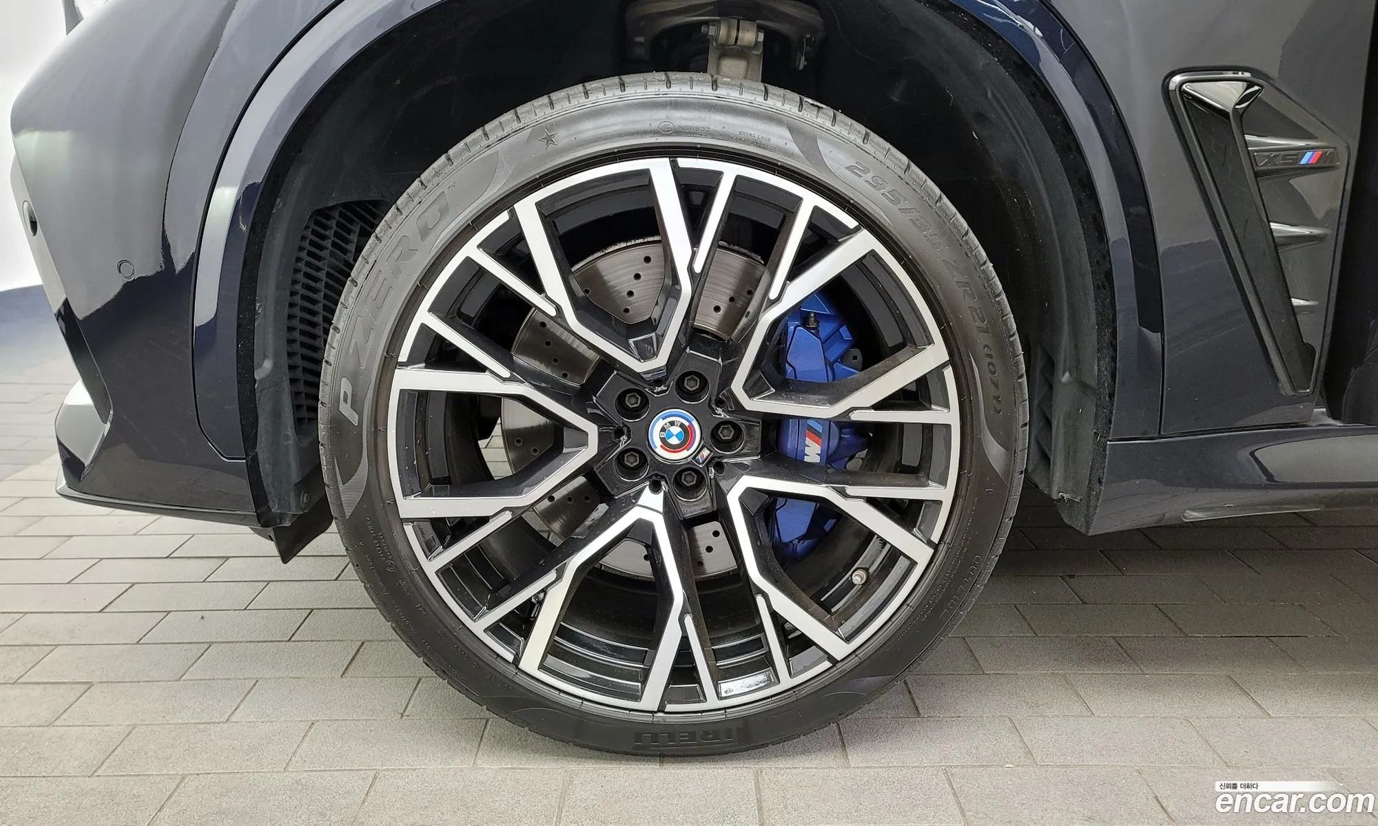BMW X5 M Iii F95 44 Competition 2022 - фотография 1010895