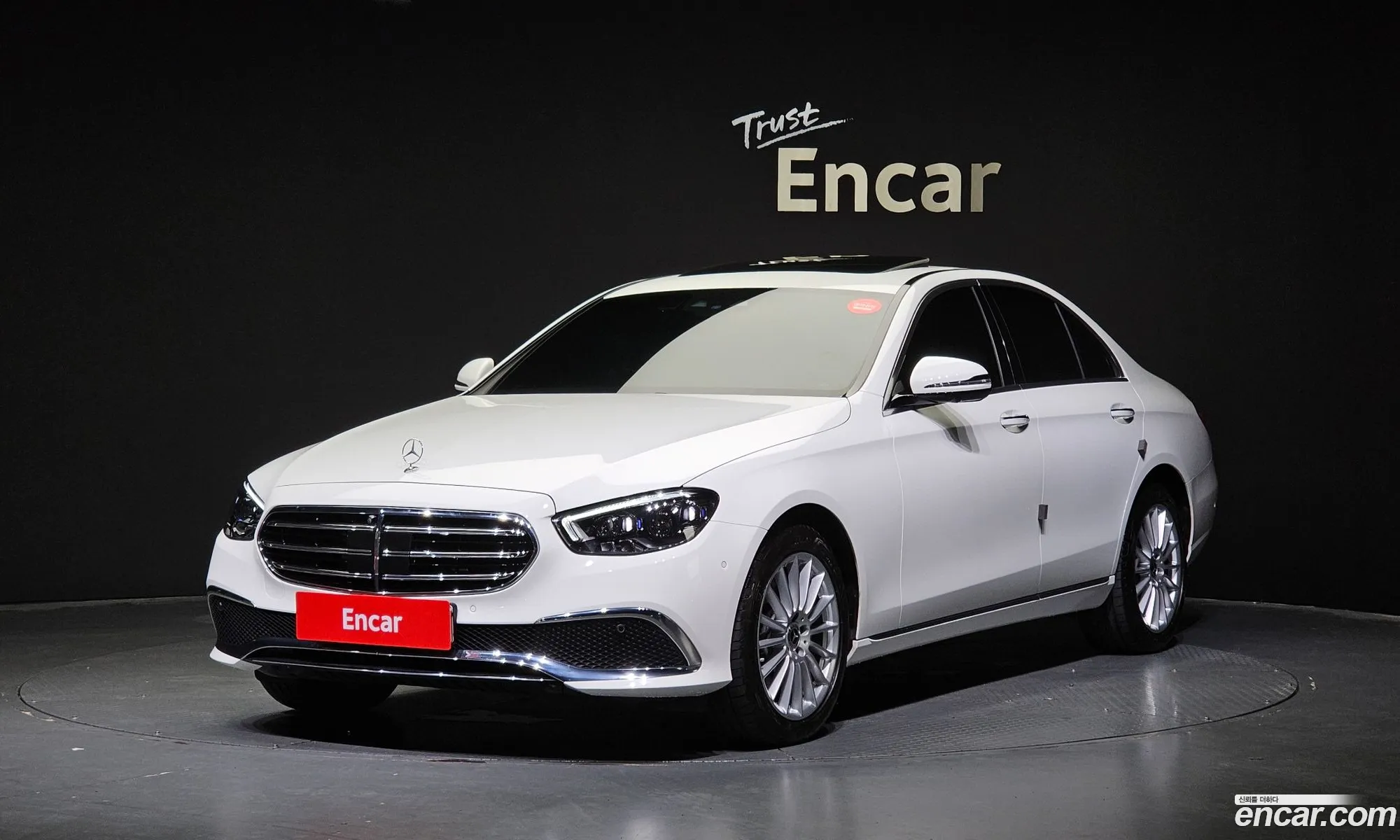 Mercedes-Benz E-Klasse V W213 S213 C238 E250 Exclusive 2022 - фотография 16545957