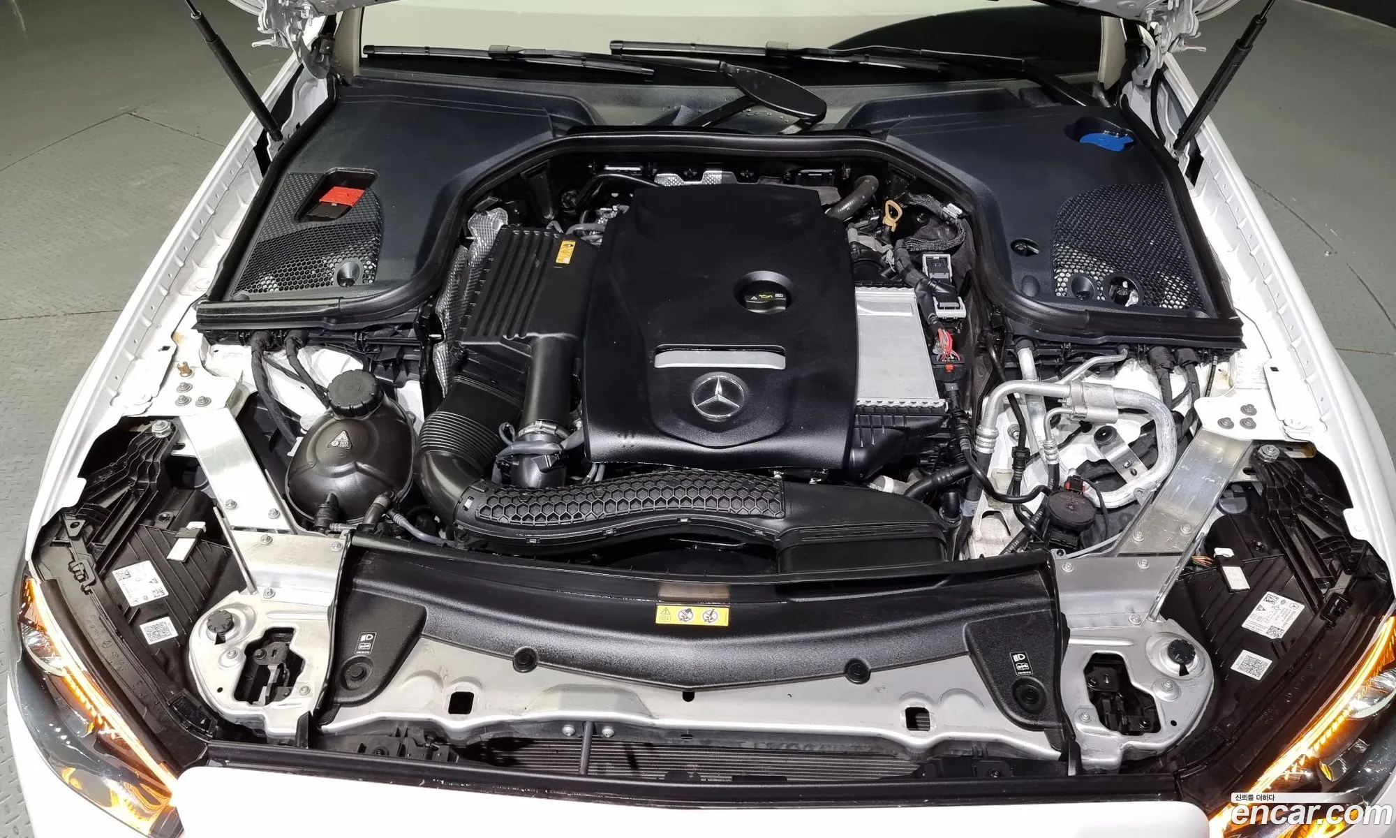 Mercedes-Benz E-Klasse V W213 S213 C238 E250 Exclusive 2022 - фотография 16545962