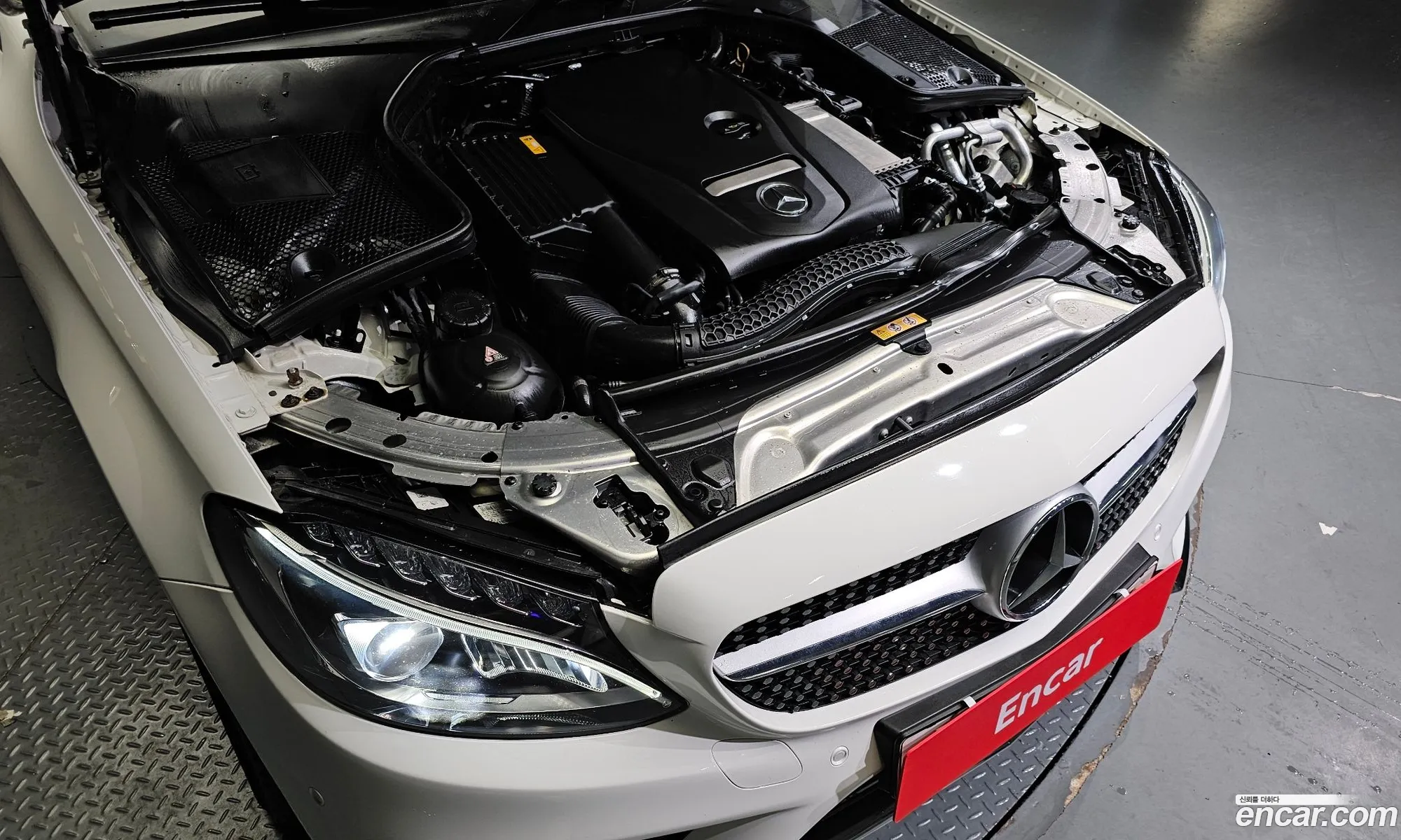 Mercedes-Benz C-Klasse Iv W205 C200 Cabriolet 2018 - фотография 18679145