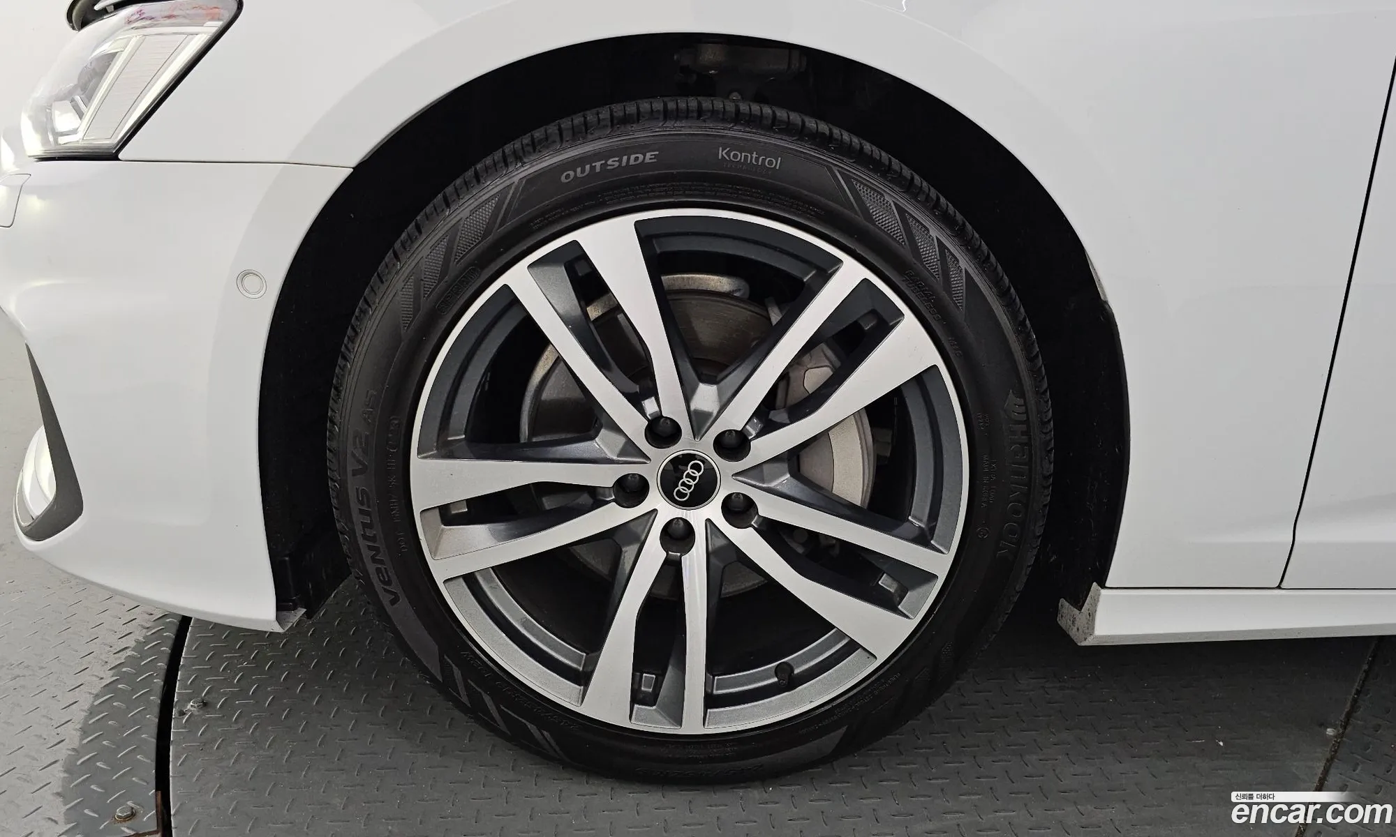 Audi A6 V C8 45 Tfsi Quattro Premium 2022 - фотография 8619182