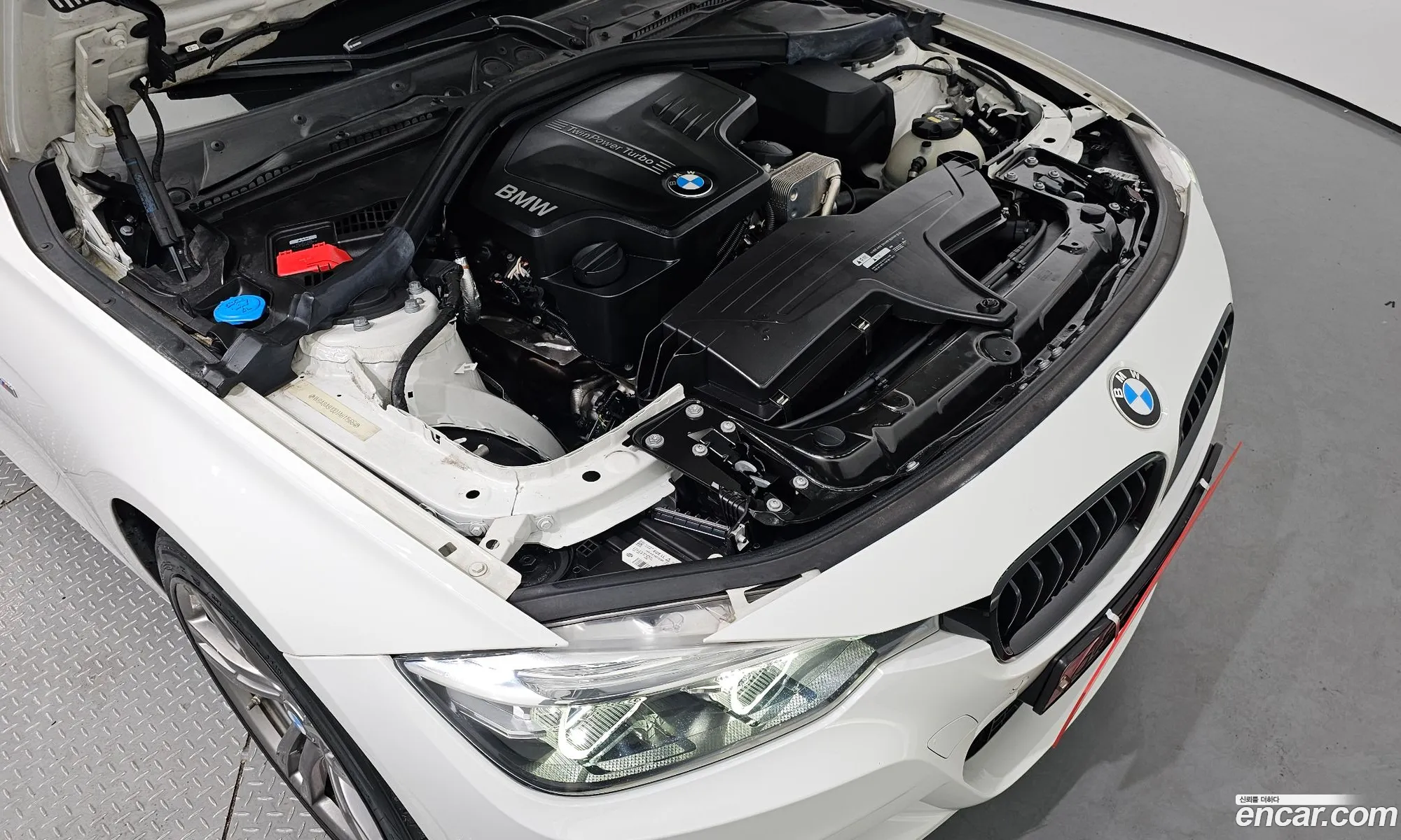 BMW 3Er 320I M Sports 2018 - фотография 16381762