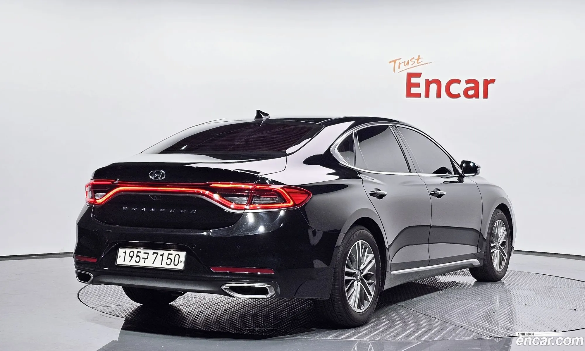 Hyundai Grandeur Vi 24 Premium 2019 - фотография 15888750