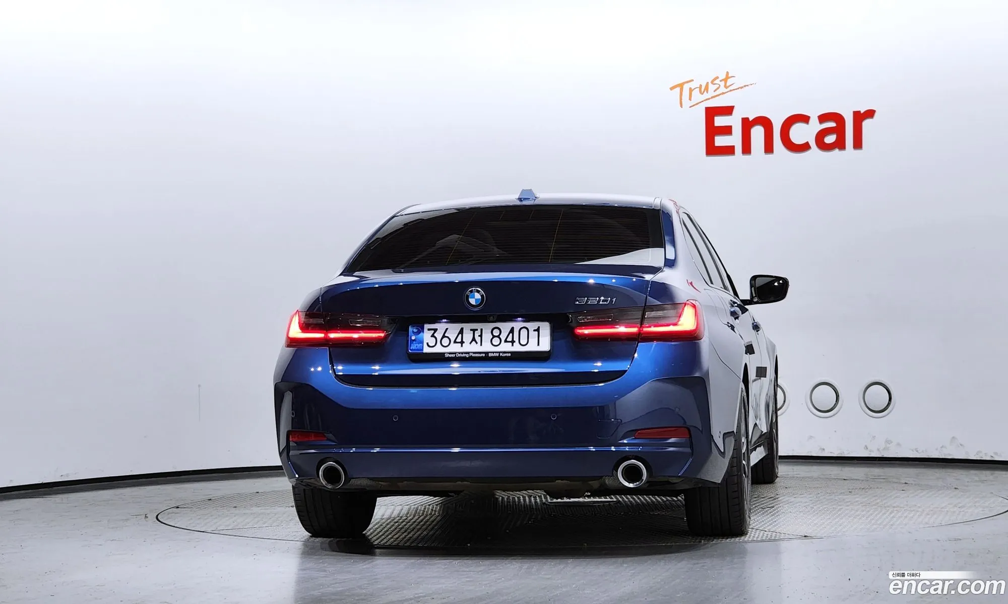 BMW 3Er 320I 2023 - фотография 16365549
