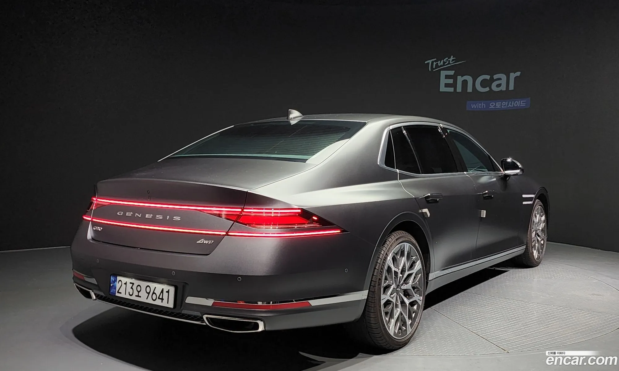 Genesis G90 Gasoline 35 Turbo E-SC Awd 2023 - фотография 1582982