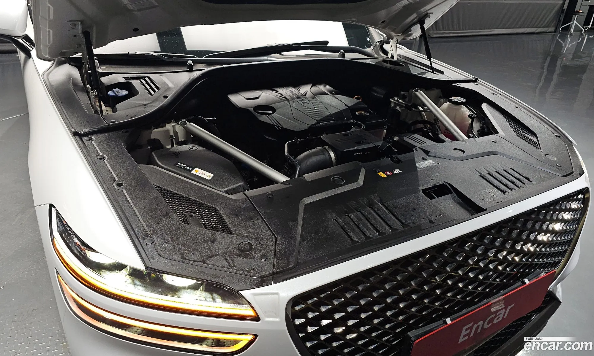 Genesis Gv70 25T Gasoline 2Wd 2023 - фотография 1124832