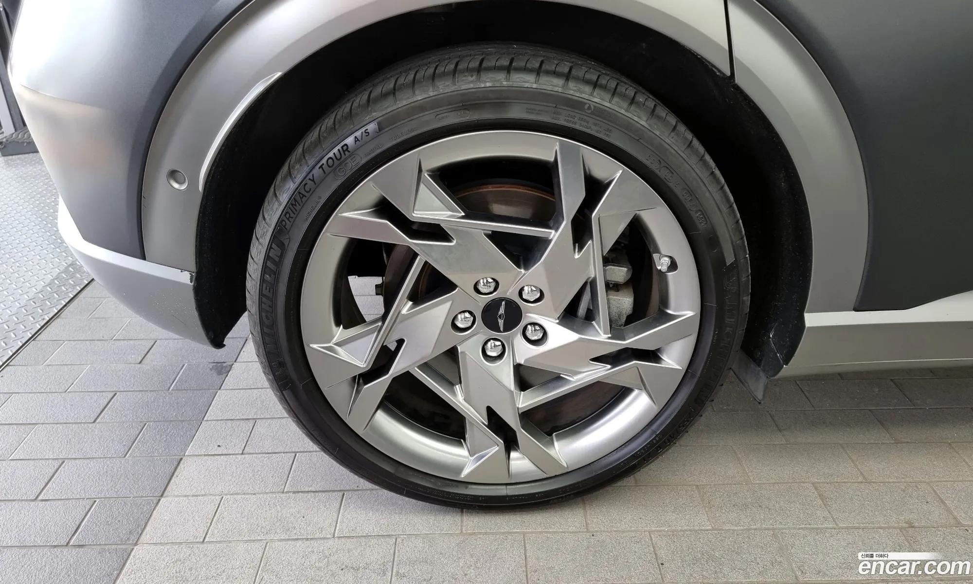 Genesis Gv60 Performance Awd 2022 - фотография 139135
