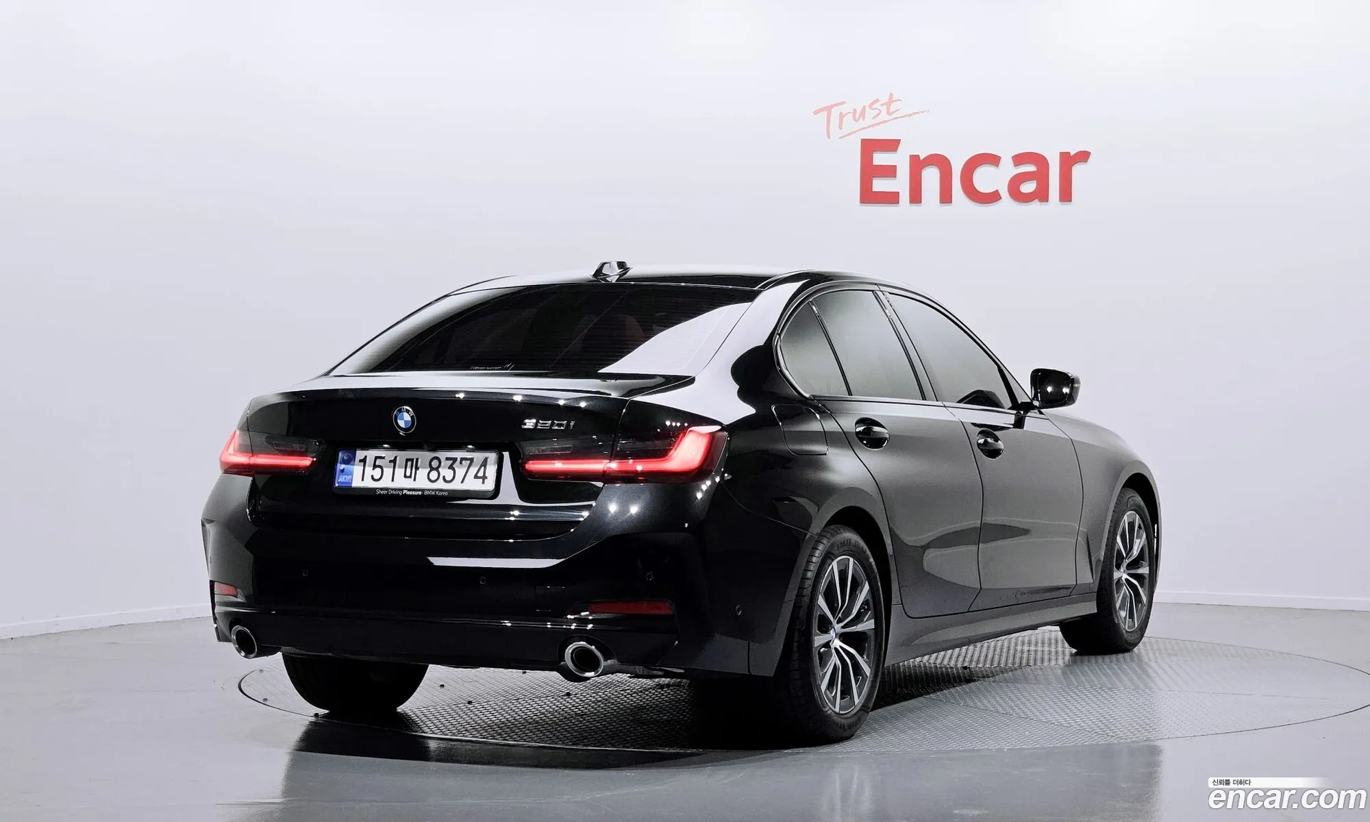 BMW 3Er 320I 2023 - фотография 8864069