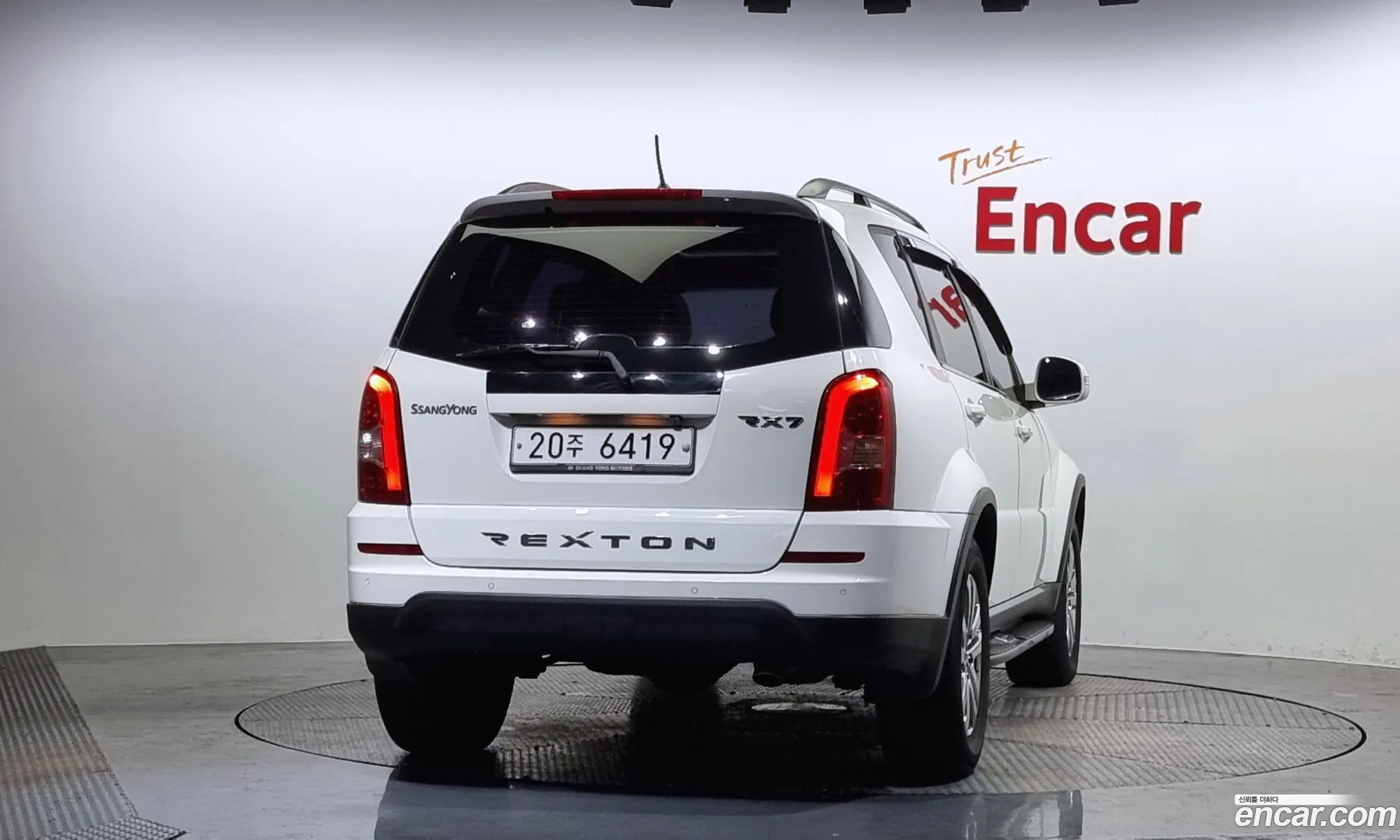 Ssangyong Rexton Iii 20 4Wd Adventure 60Th Edition 2015 - фотография 19764607