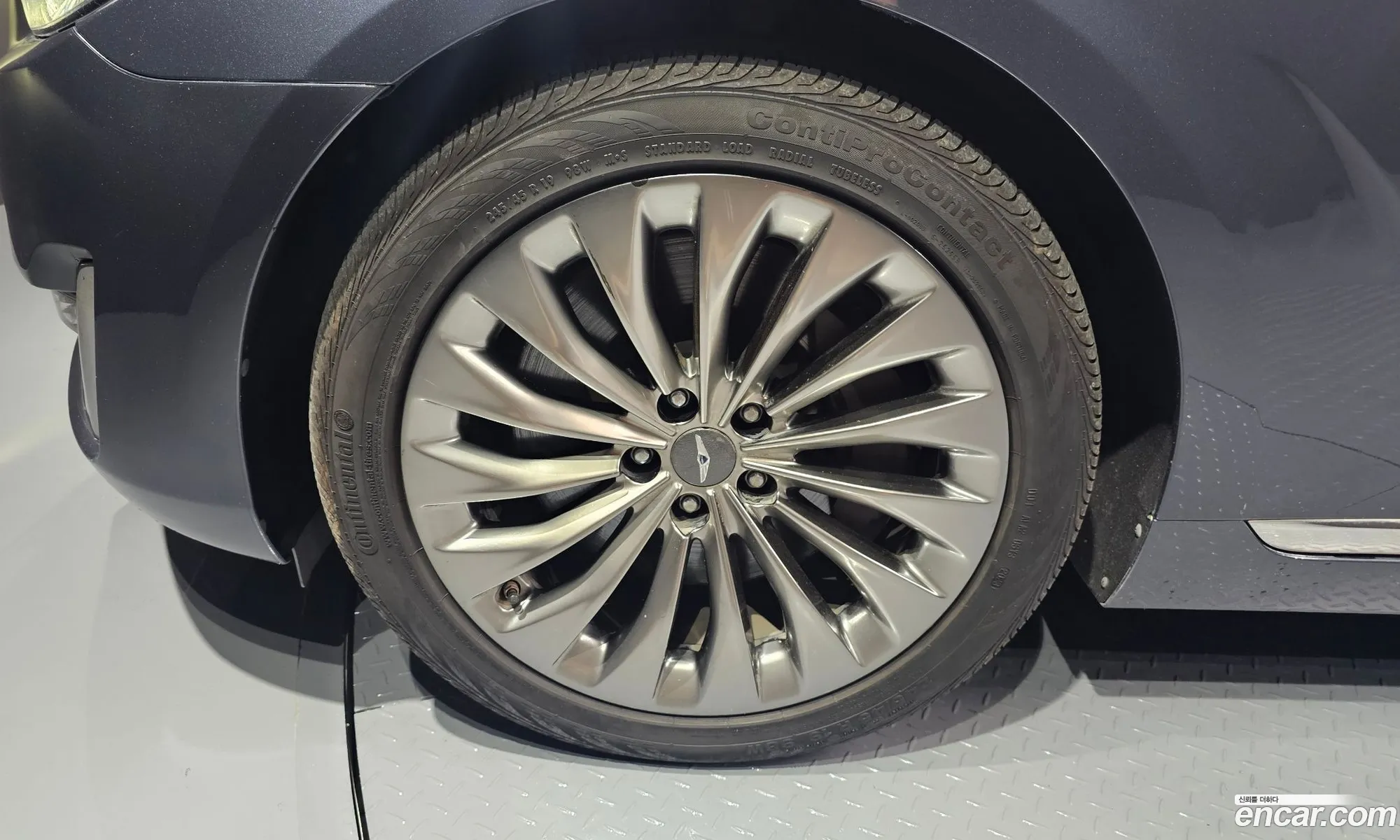 Genesis G90 I 38 Gdi Awd 2016 - фотография 156264