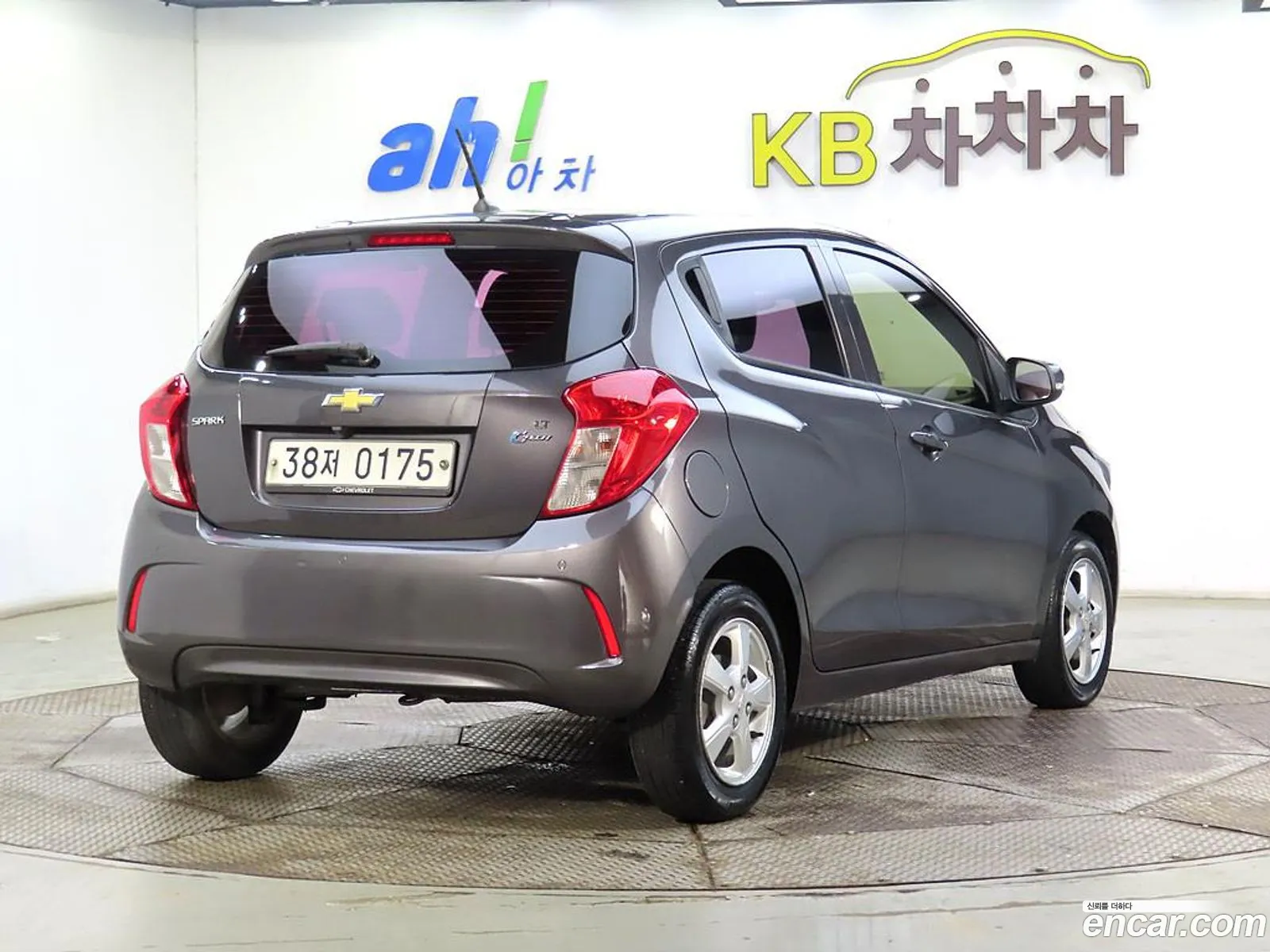 Chevrolet Spark Ls 2016 - фотография 7768142
