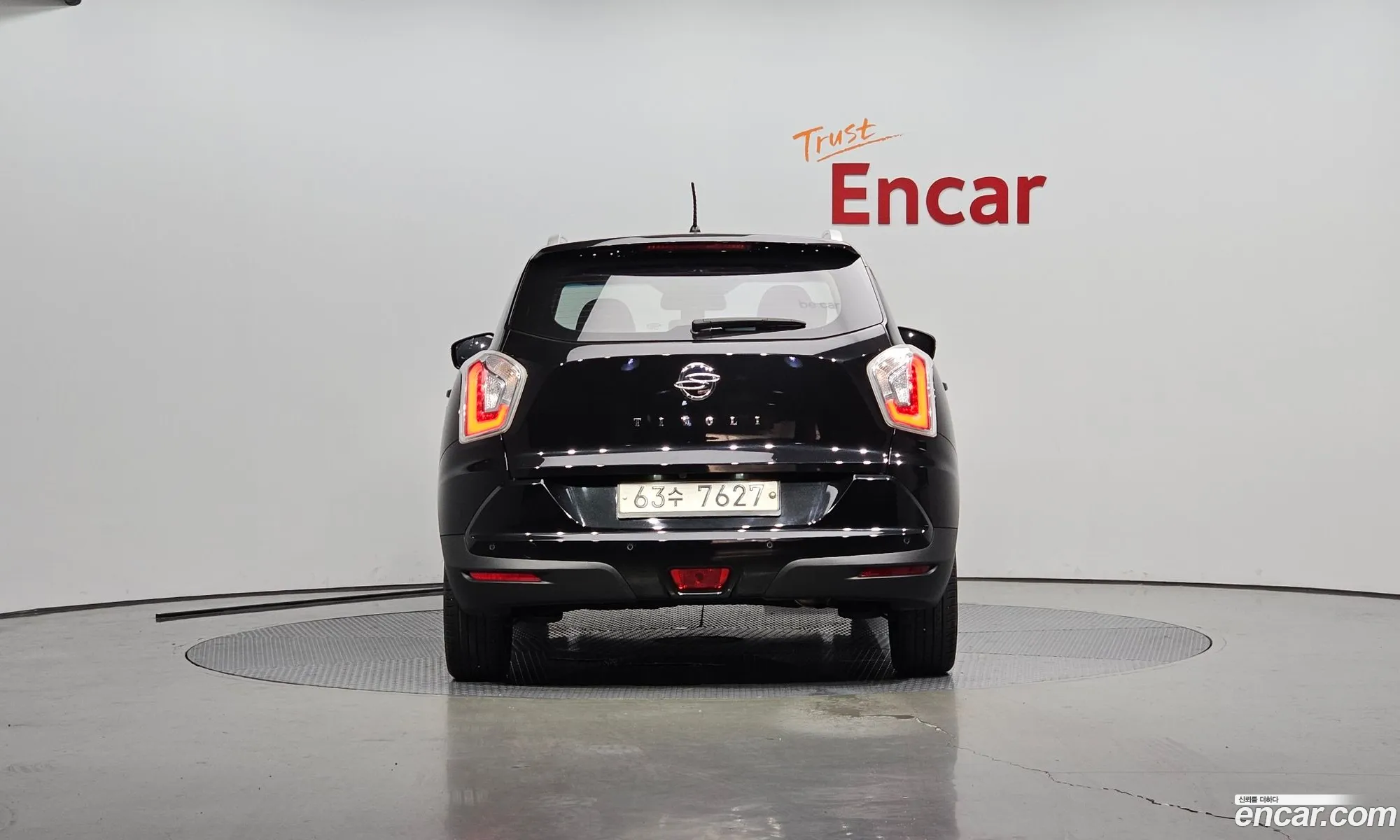 Ssangyong Tivoli Tivoli Lx 2Wd 2015 - фотография 19654397