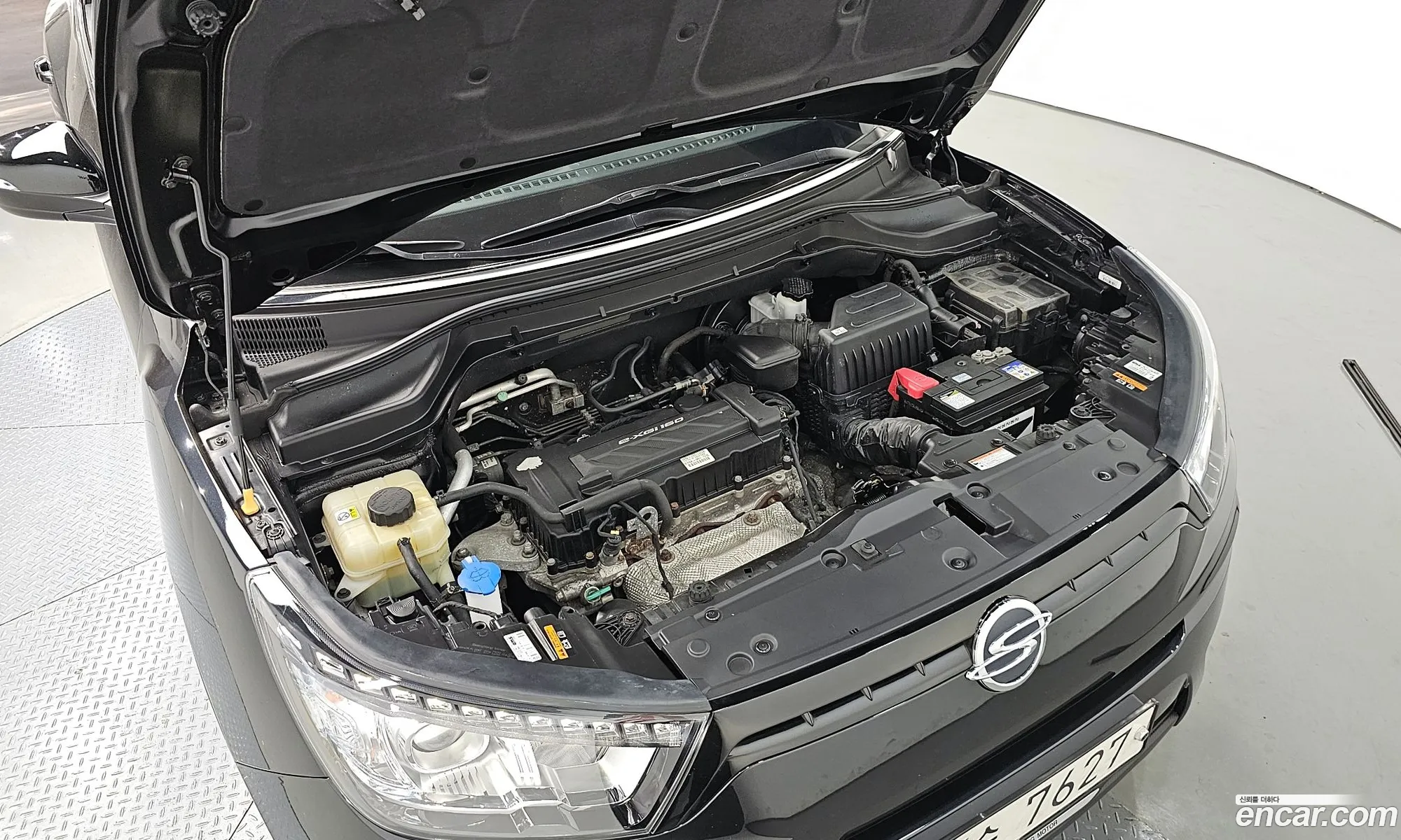 Ssangyong Tivoli Tivoli Lx 2Wd 2015 - фотография 19654399