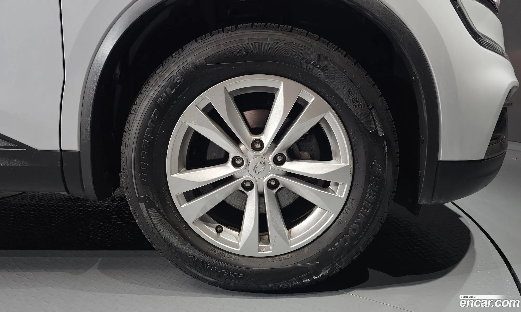 Renault Samsung Qm6 20 Lpe Se 2Wd 2020 - фотография 4670331