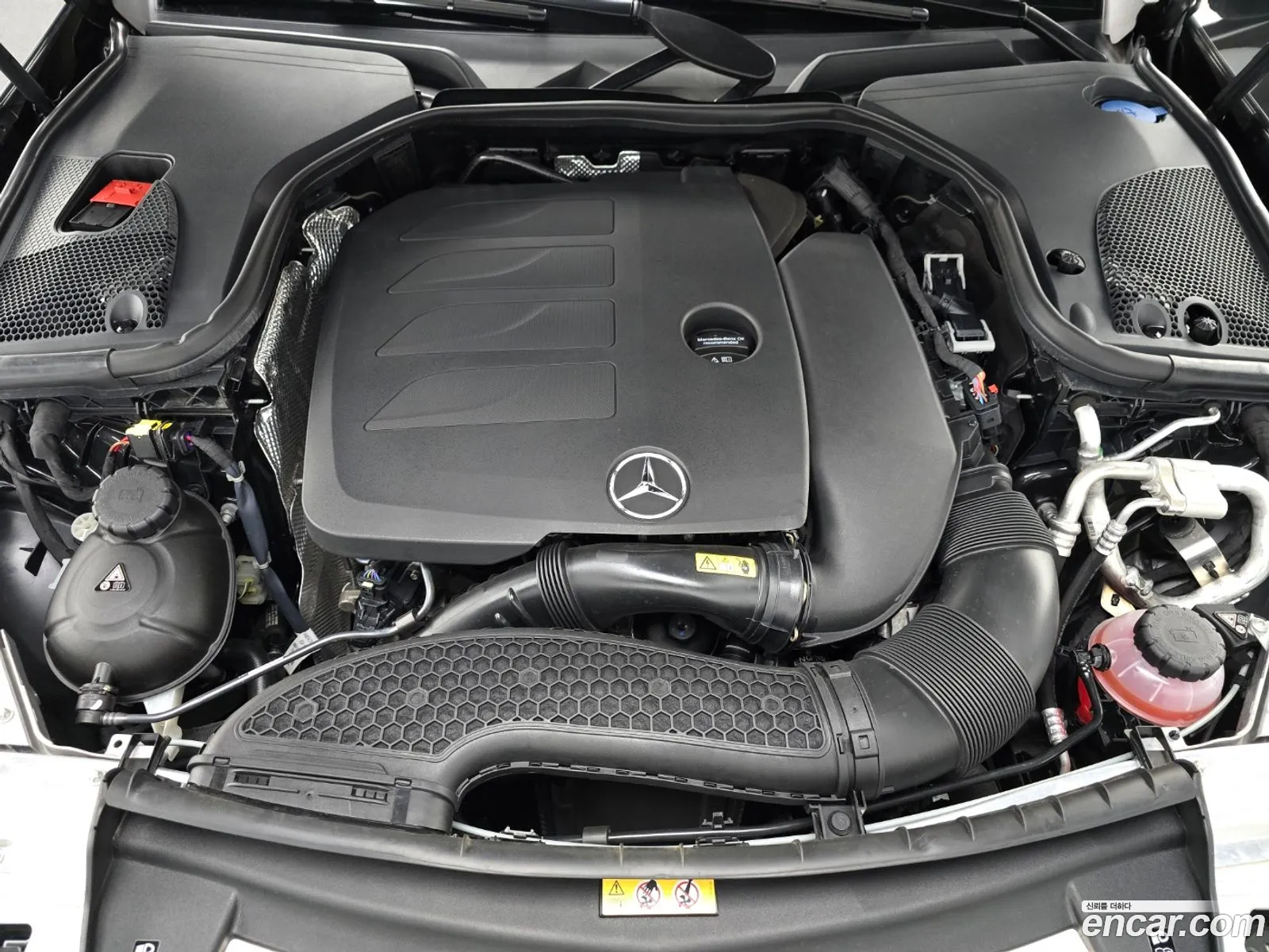 Mercedes-Benz E-Klasse V W213 S213 C238 E350 4Matic Avantgarde 2022 - фотография 18698827
