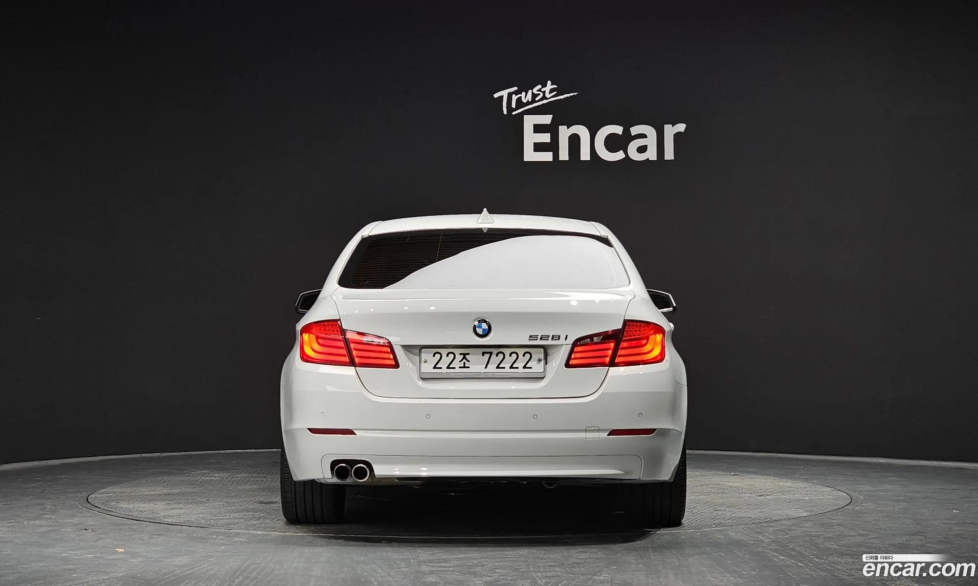 BMW 5 Series F10 528I - фотография 16390972