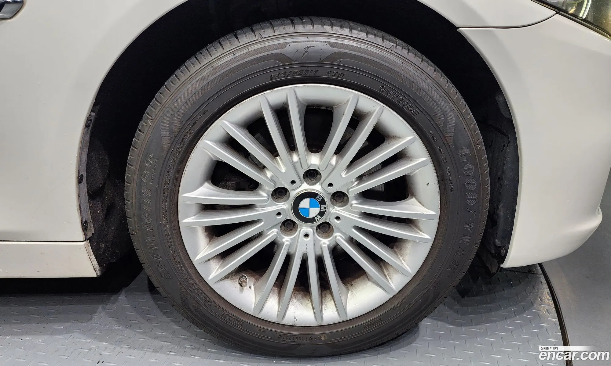 BMW 5Er Vi F10F11F07 520DxDrive 2015 - фотография 8864048