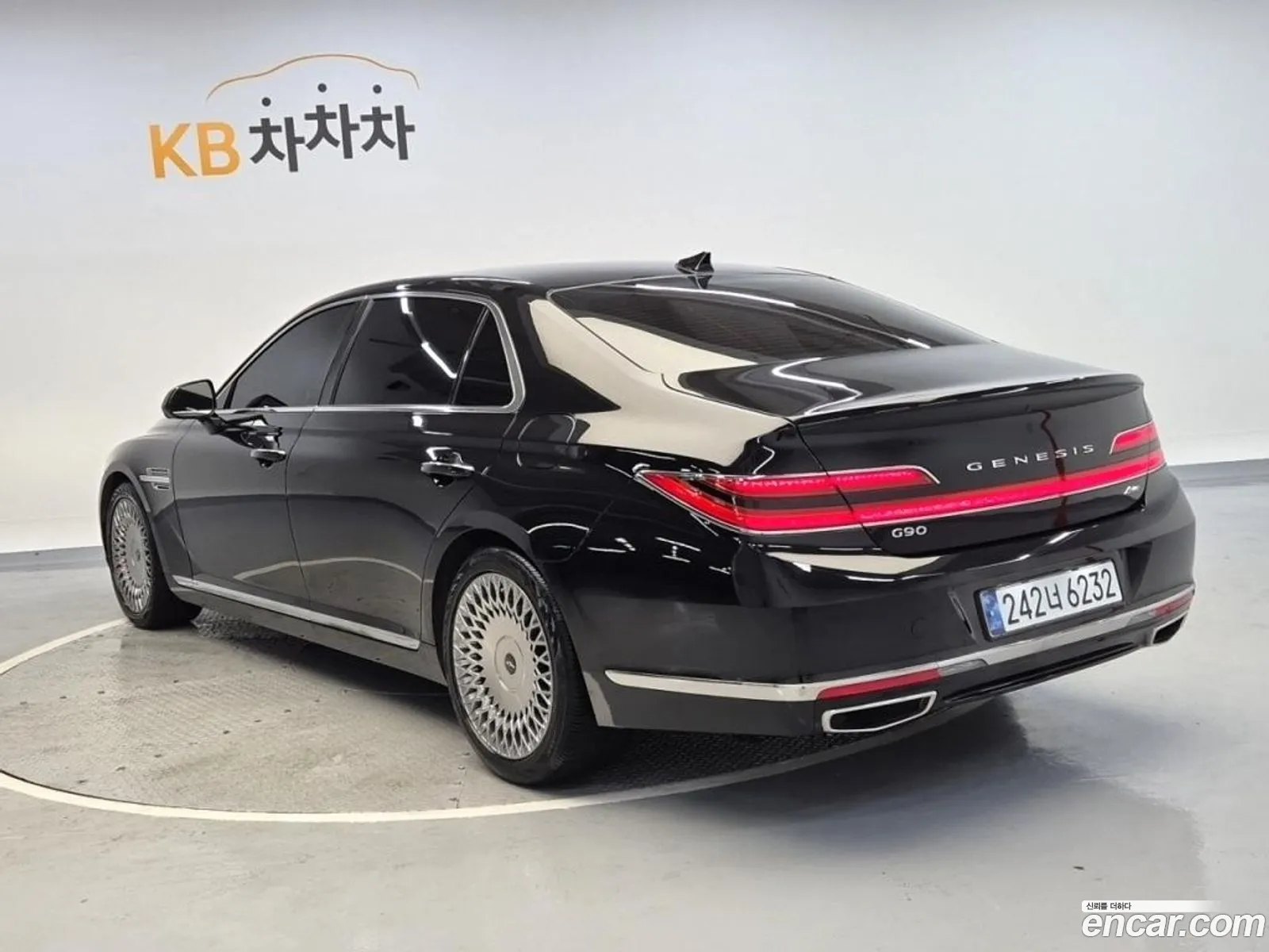 Genesis G90 I 38 Awd 2021 - фотография 160895