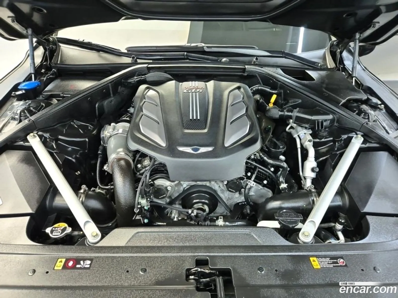 Genesis G90 I 33T Awd 2019 - фотография 160887