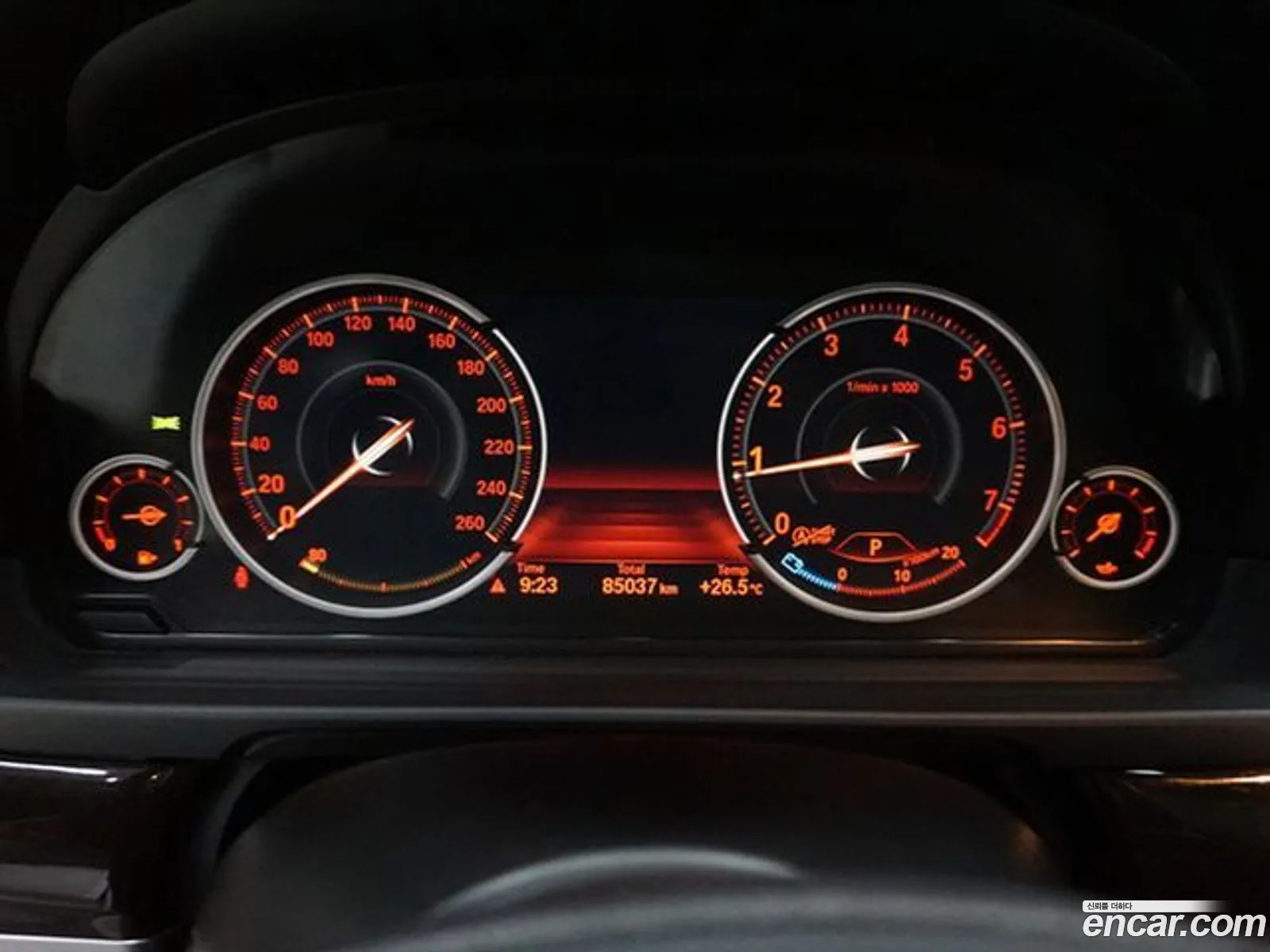 BMW 5 Series F10 528I xDrive - фотография 16390998