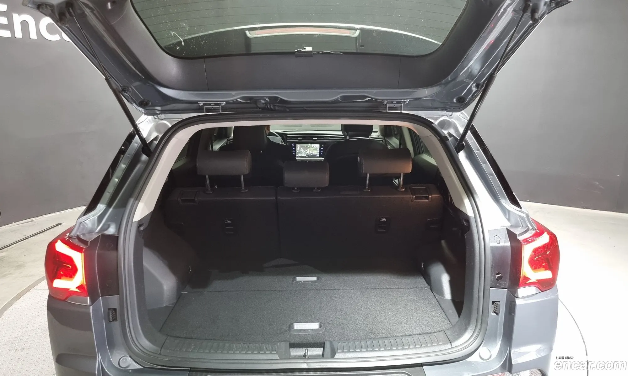Beauty Pool Korando Diesel 16 2Wd Delight Plus - фотография 17434899