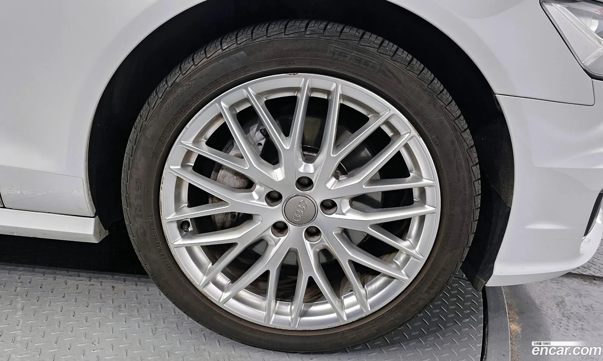 Audi A6 Iv C7 40 Tdi Quattro Premium 2016 - фотография 8619231
