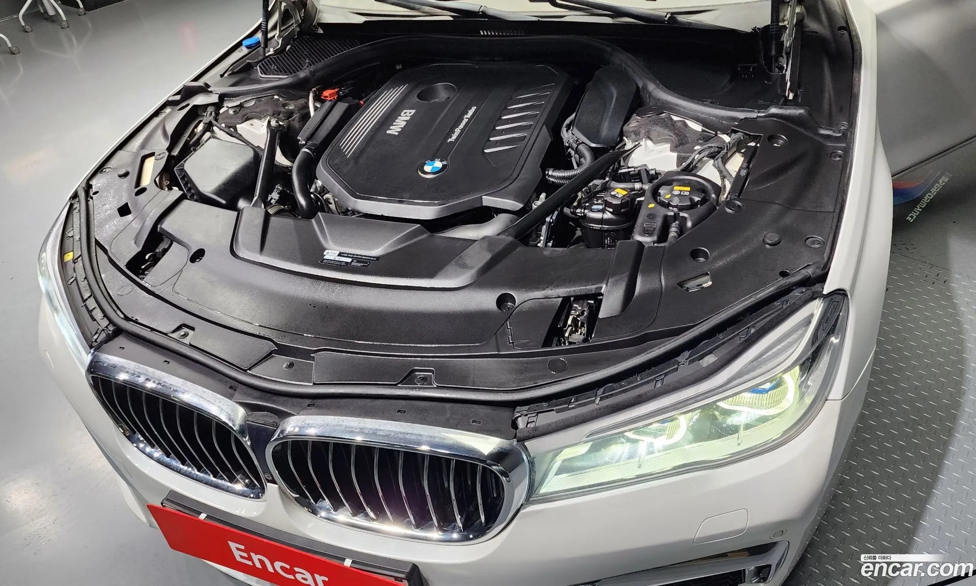 BMW 7Er Vi G11G12 740Li xDrive M Sport 2017 - фотография 19954816